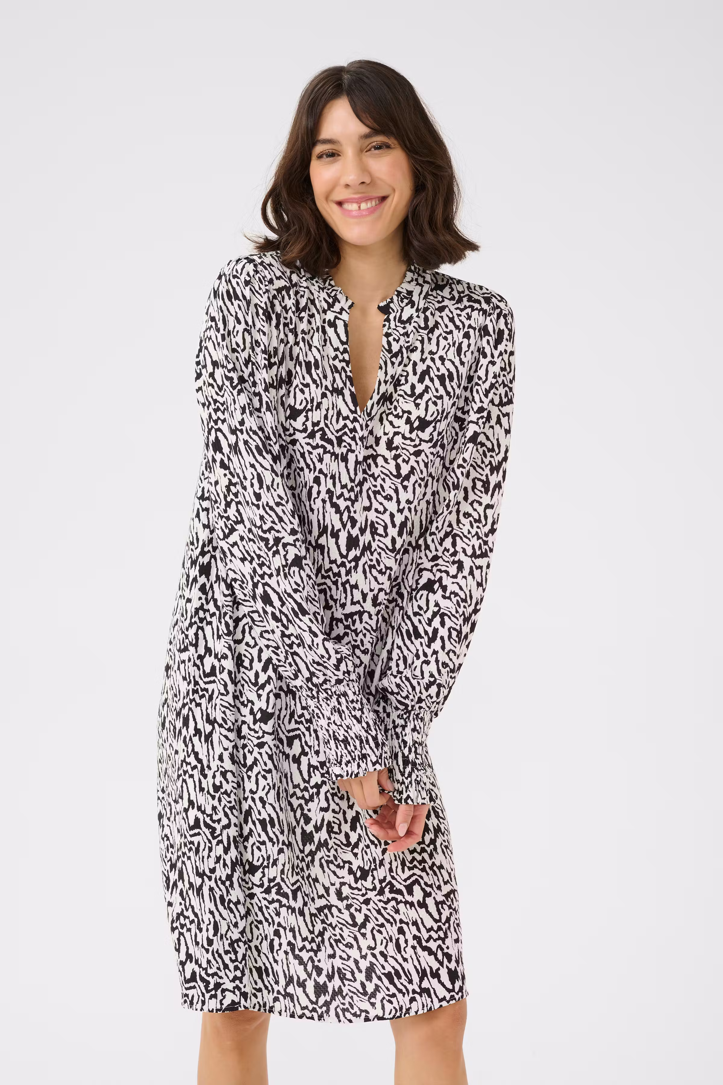 KAmathilde Dress LOOKBOOK FRONT 10509495-106919