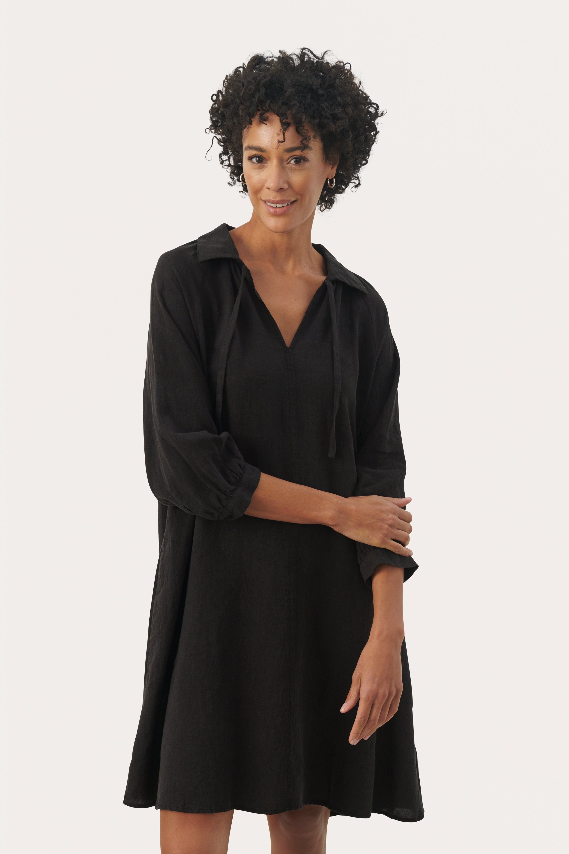 EronaPW Hørkjole LOOKBOOK FRONT 30308405-194008