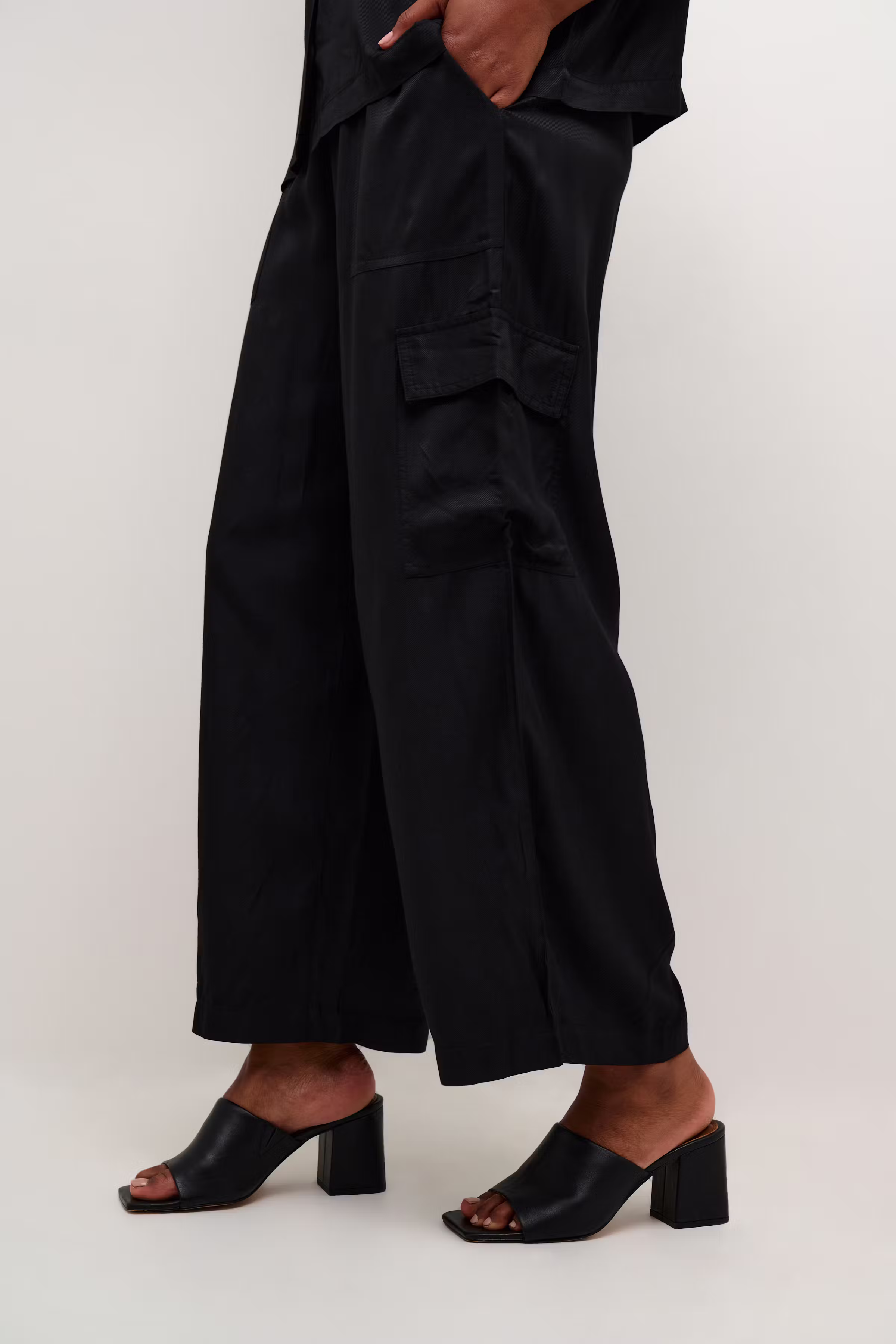 KAdicte Bukser LOOKBOOK DETAIL 10507460-100121