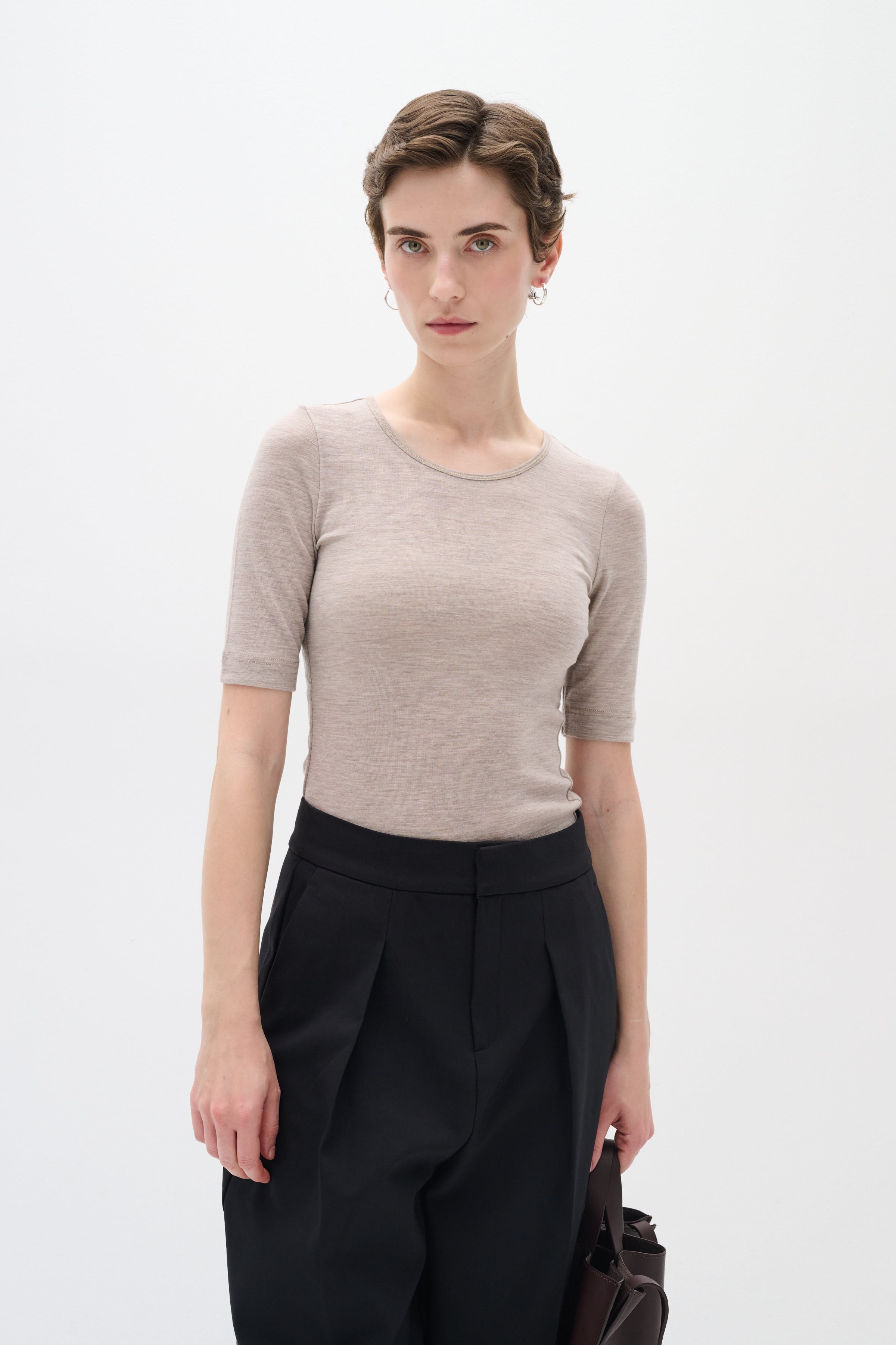 FangIW Wol T-shirt LOOKBOOK FRONT 30106098-300868