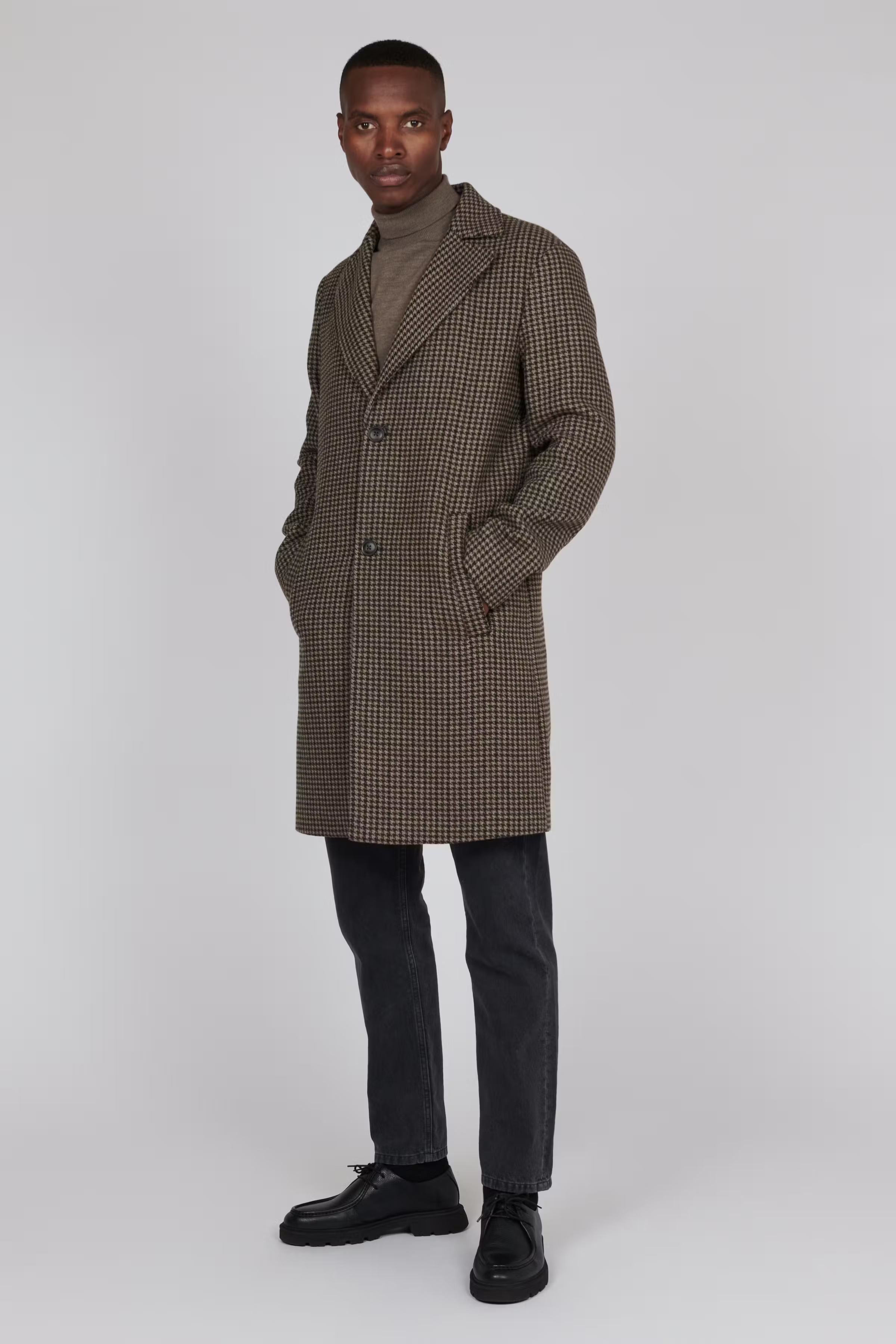 MAcristano Mantel LOOKBOOK FRONT 30207086-190617