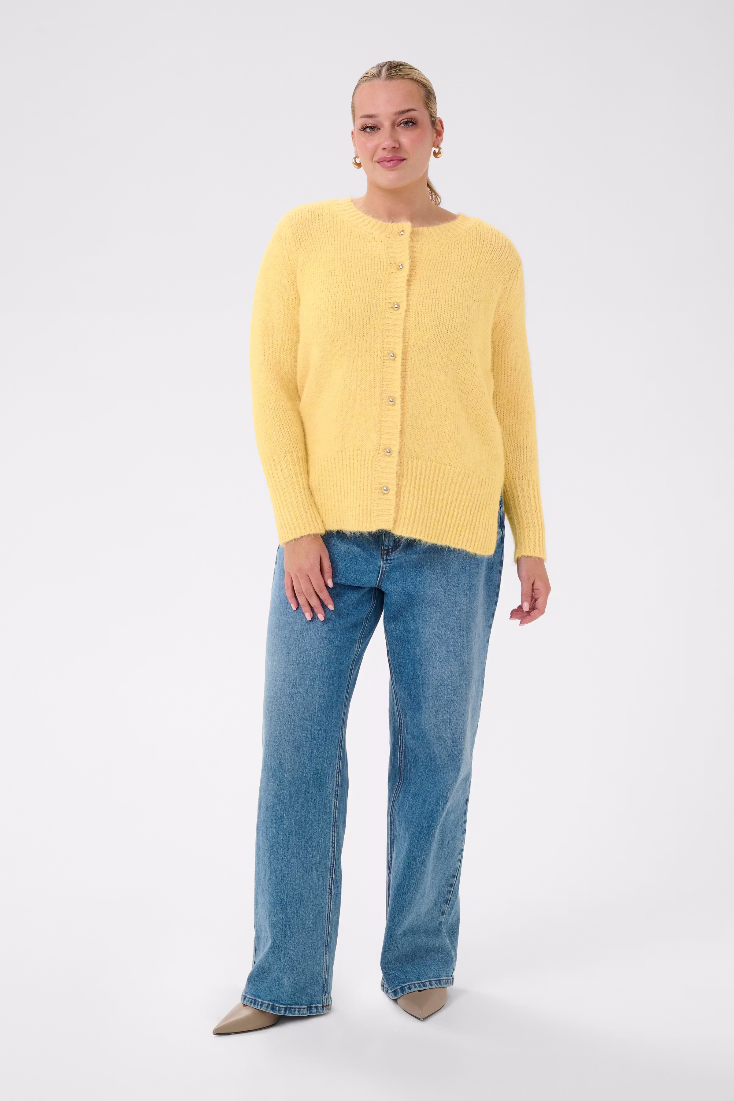 KCciony Cardigan LOOKBOOK FRONT 10584280-130822