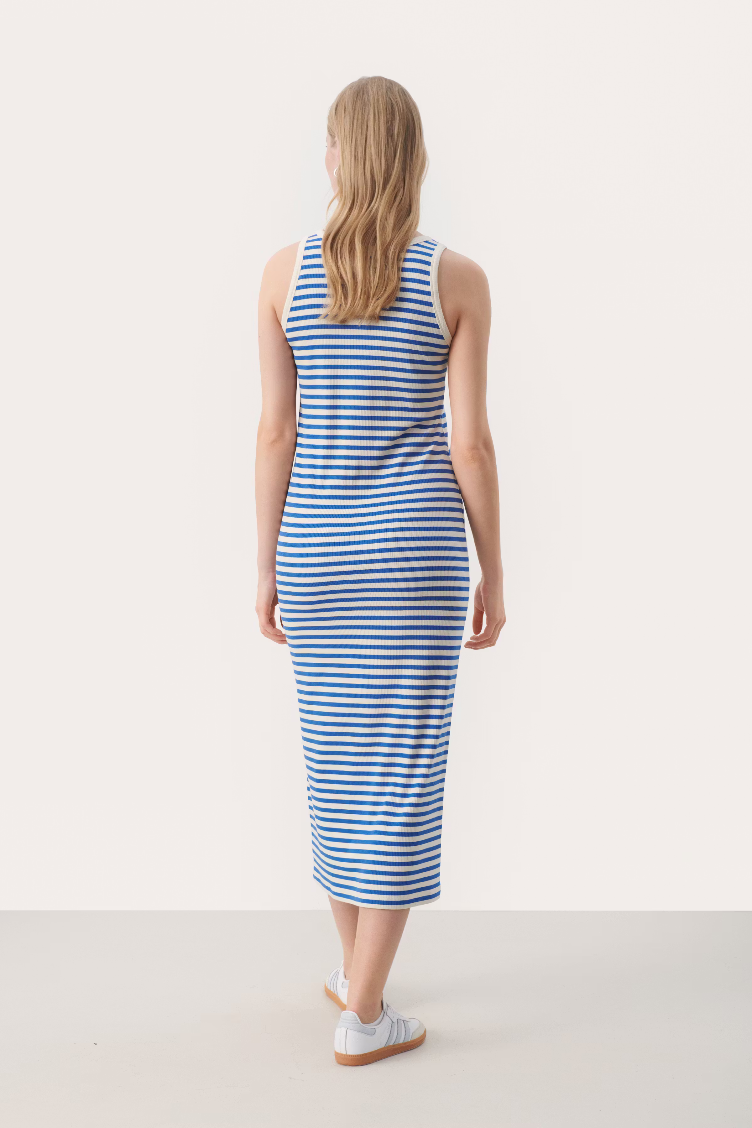 GarittaPW Lang kjole LOOKBOOK BACK 30308636-302915