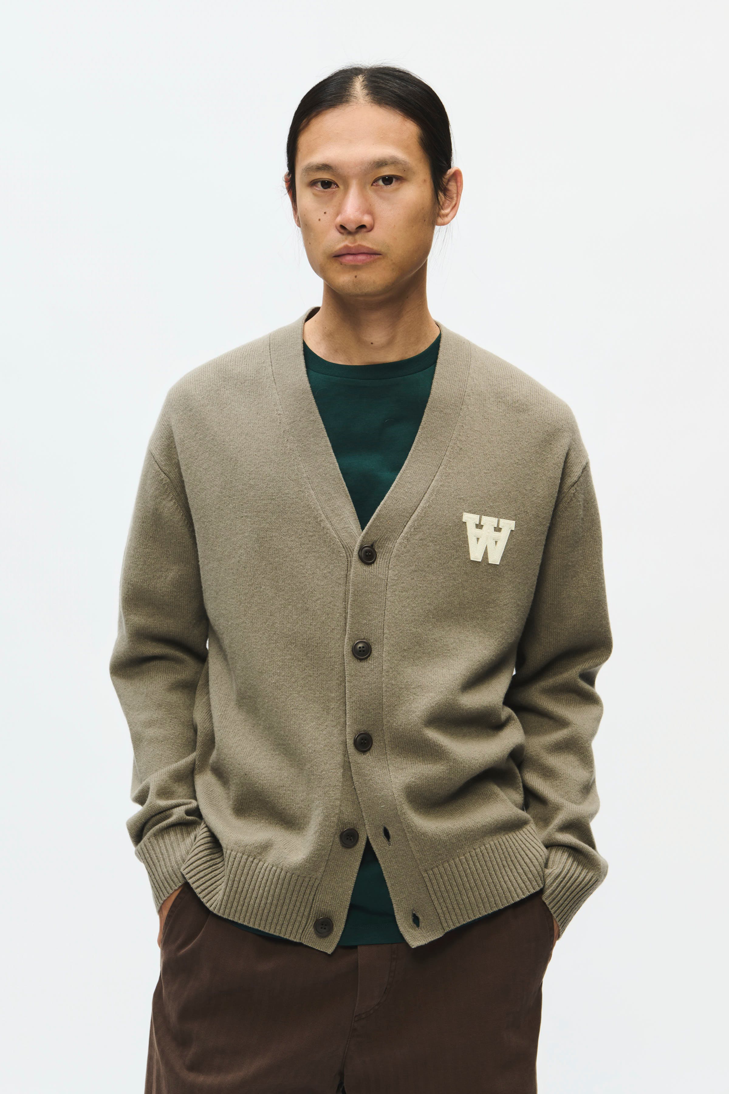 WWTay Cardigan LOOKBOOK FRONT 30251648-170619