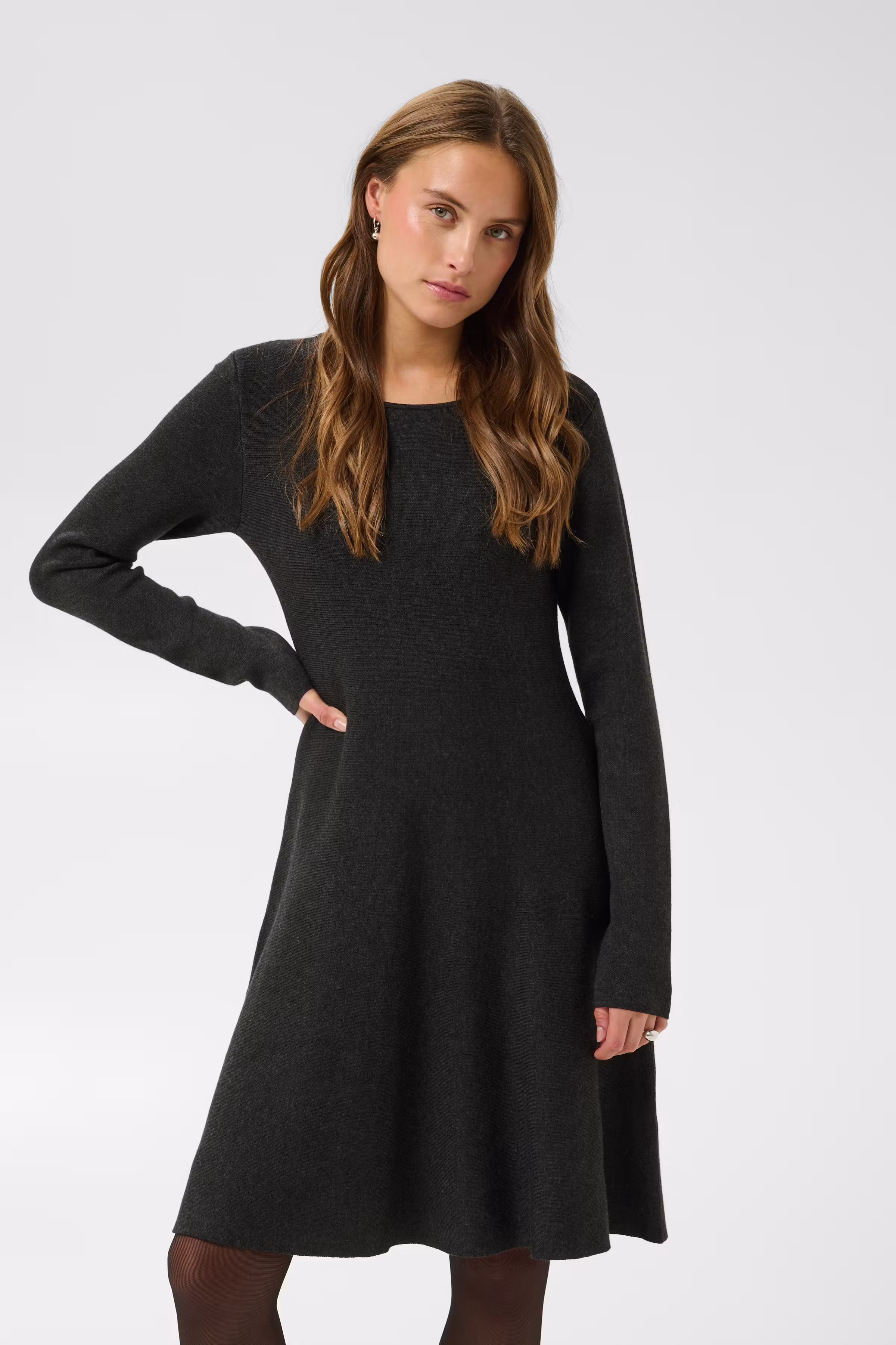 KAmalina Kjole LOOKBOOK FRONT 10510683-100125