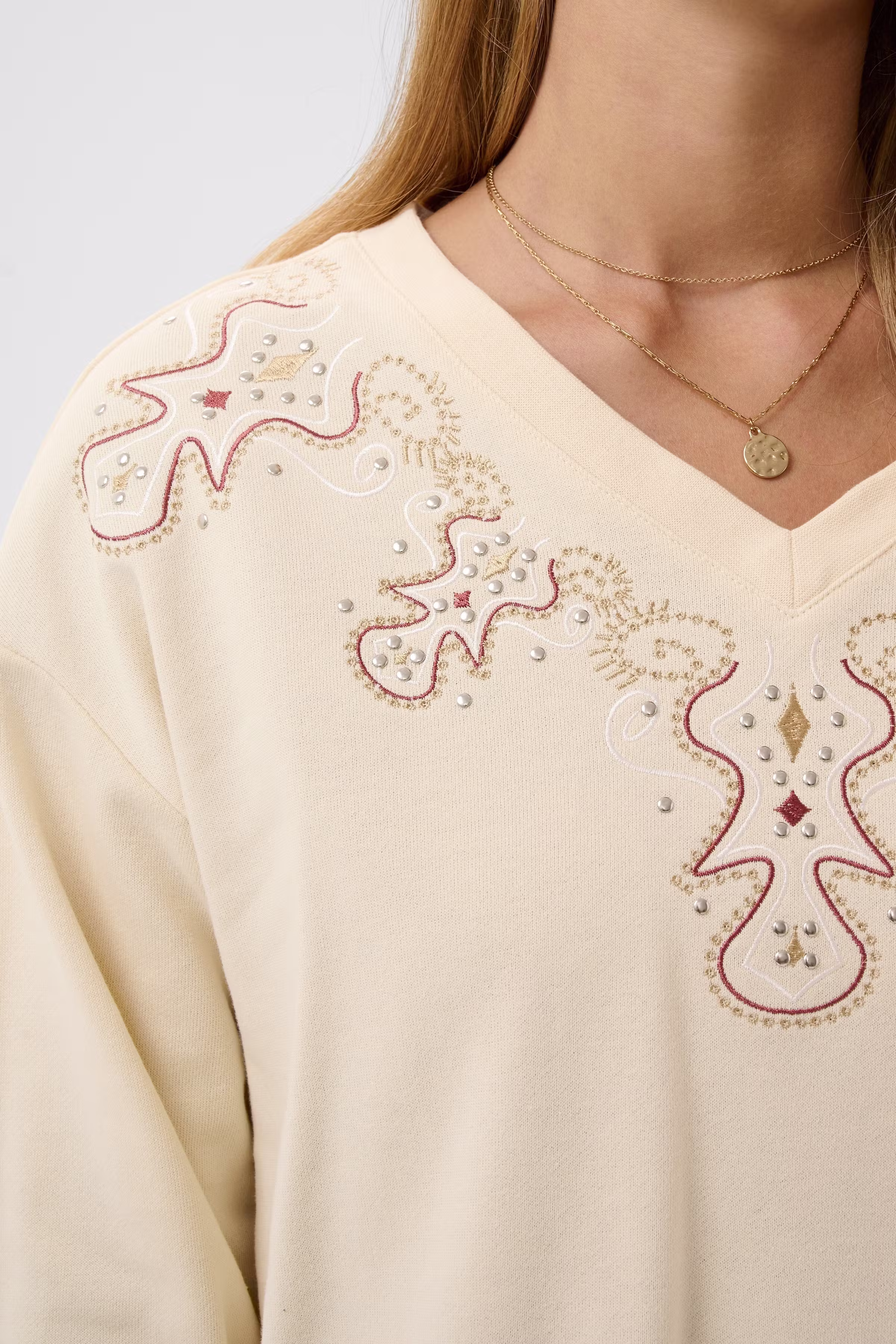 CRLuciana Sweatshirt LOOKBOOK DETAIL 10615194-131008
