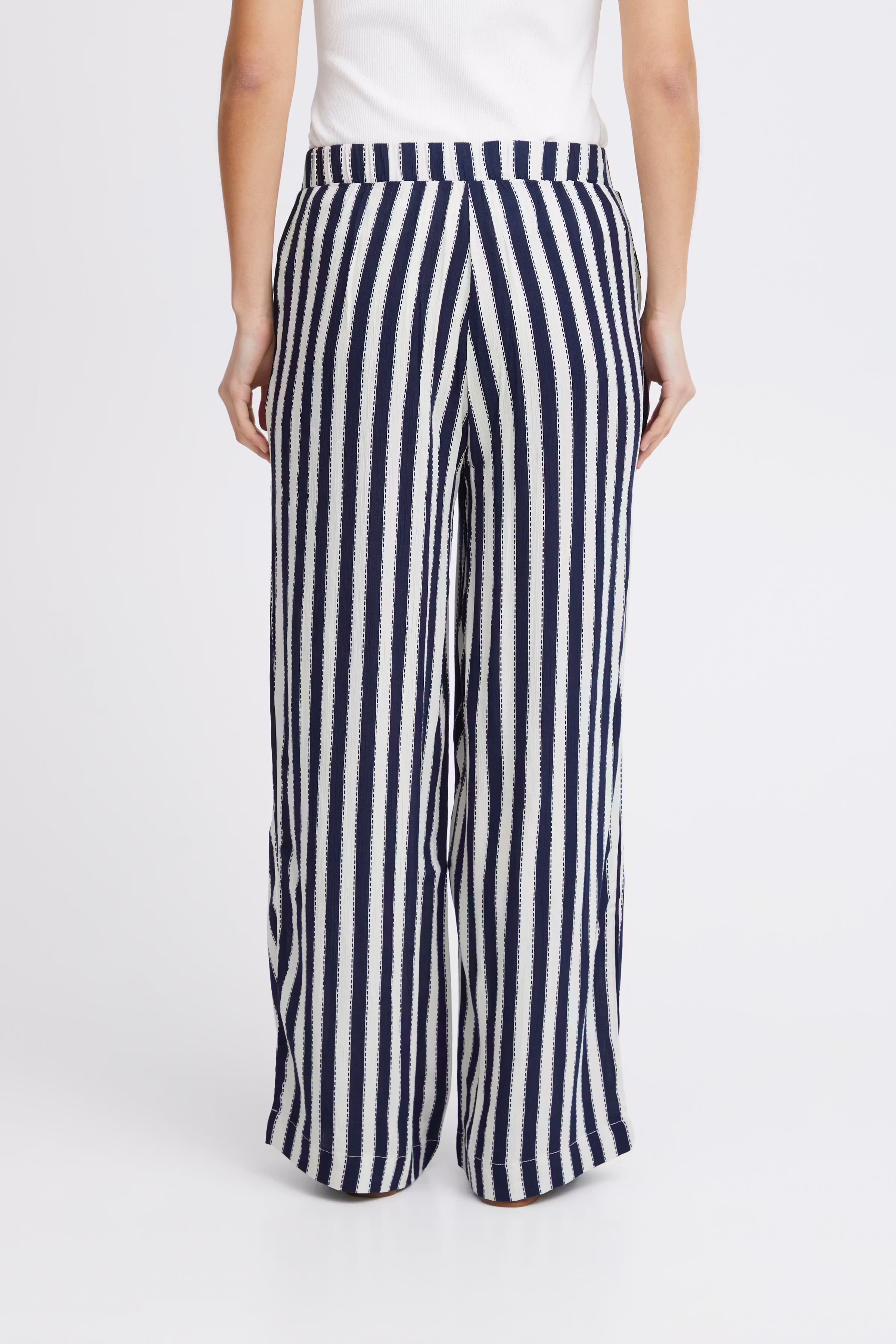 IHMARRAKECH Hose LOOKBOOK BACK 20121730-202929