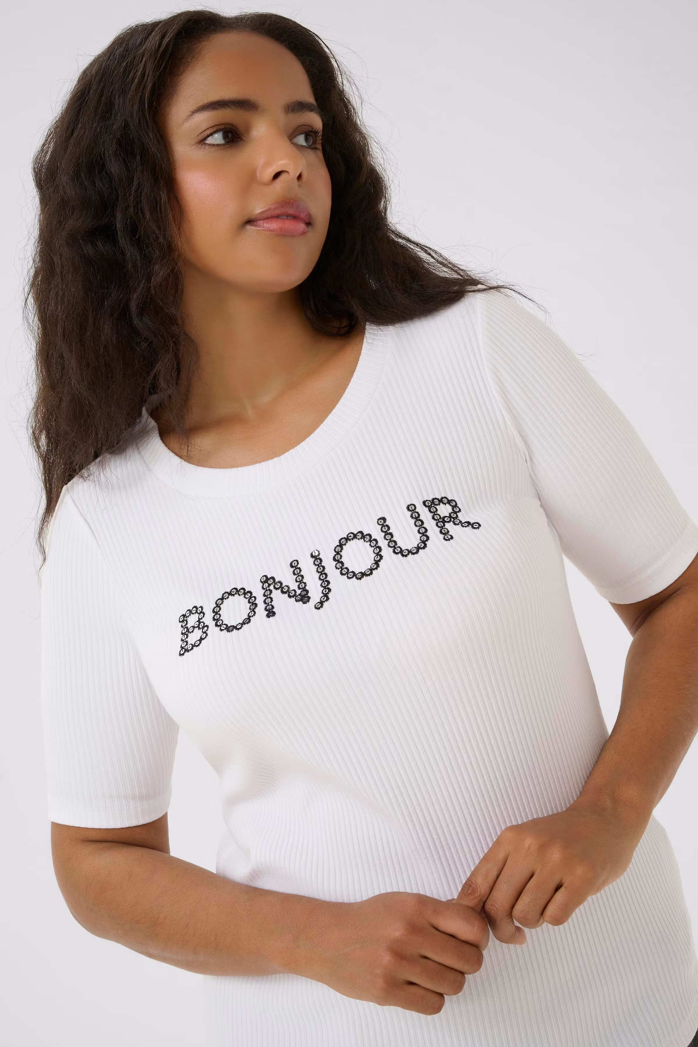 KCnour T-shirt LOOKBOOK DETAIL 10583452-110601