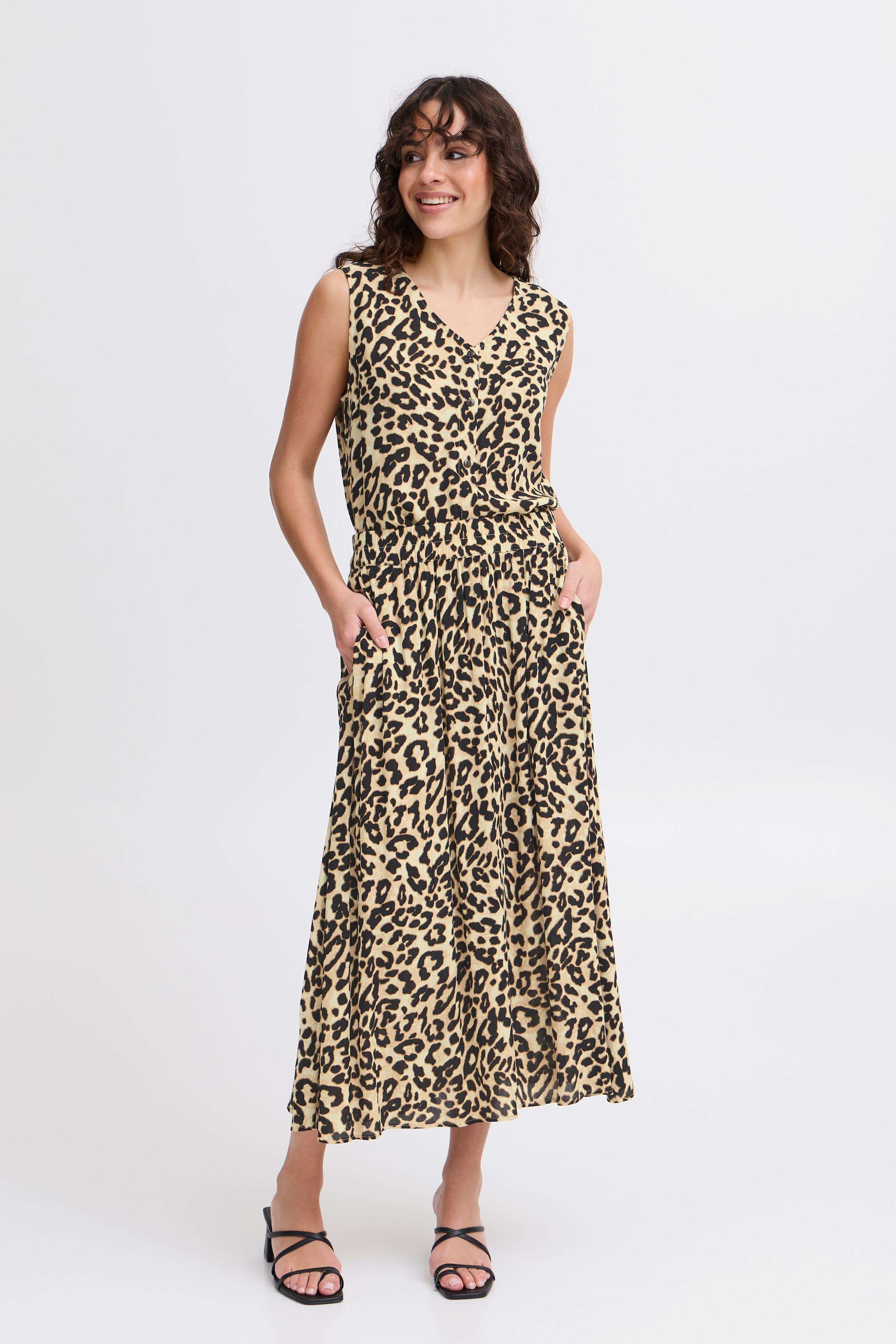 FREASE Bluse LOOKBOOK FRONT 20615604-204722