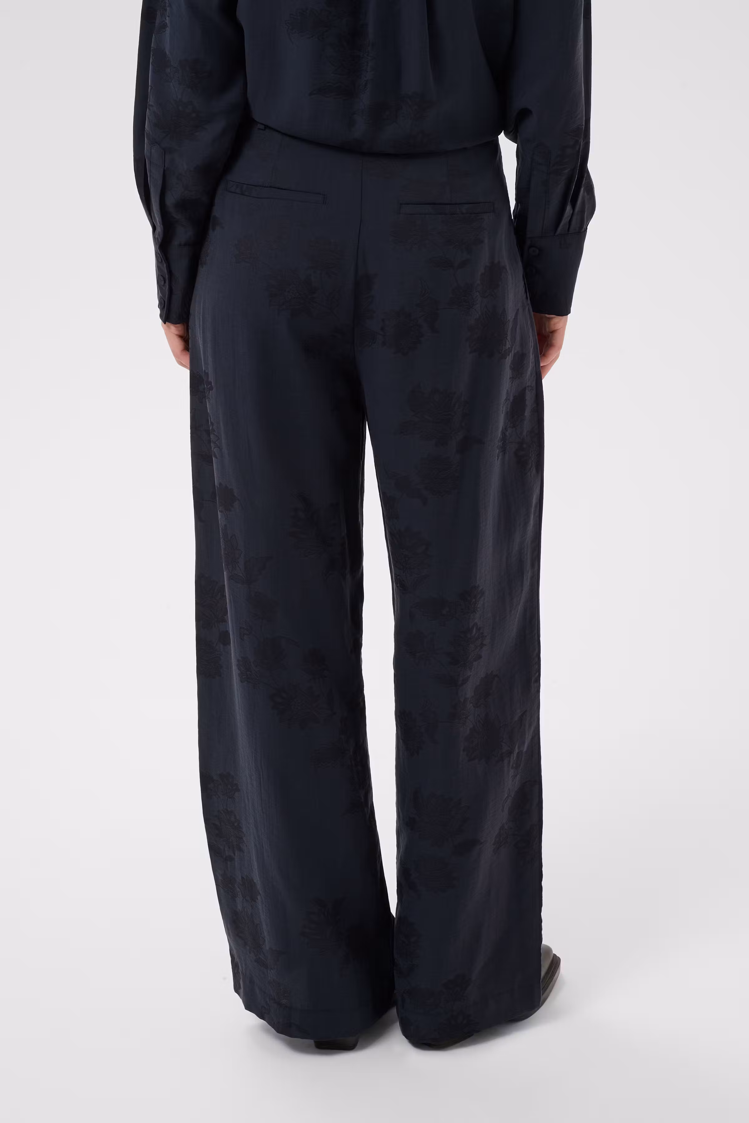 CathleenPW Byxor LOOKBOOK BACK 30310855-305334