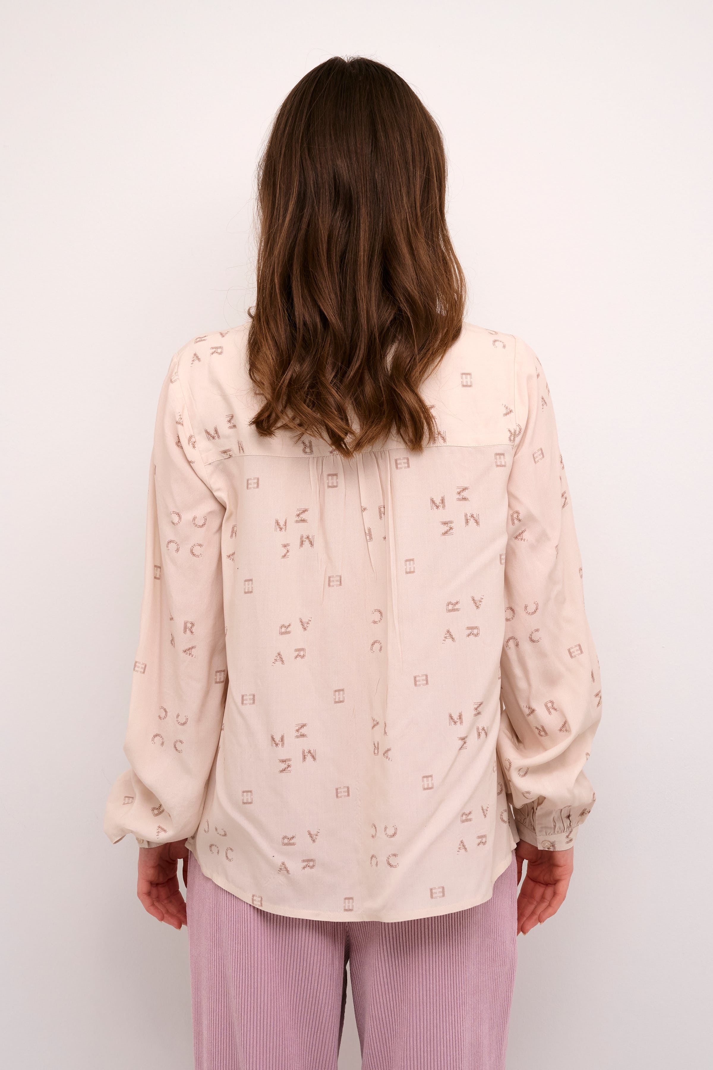 CRIjia Chemise LOOKBOOK BACK 10612898-106687