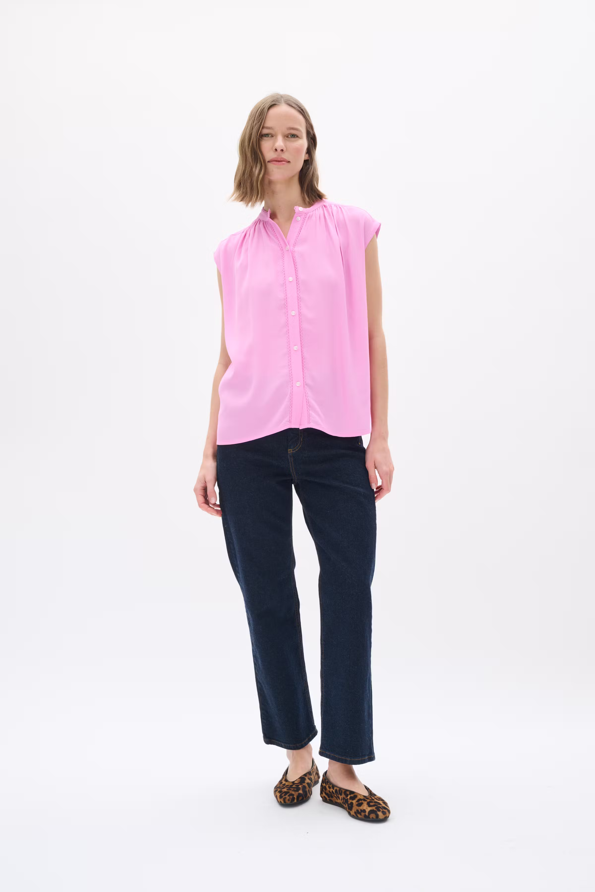 FallonIW LOOKBOOK FRONT 30110443-163118