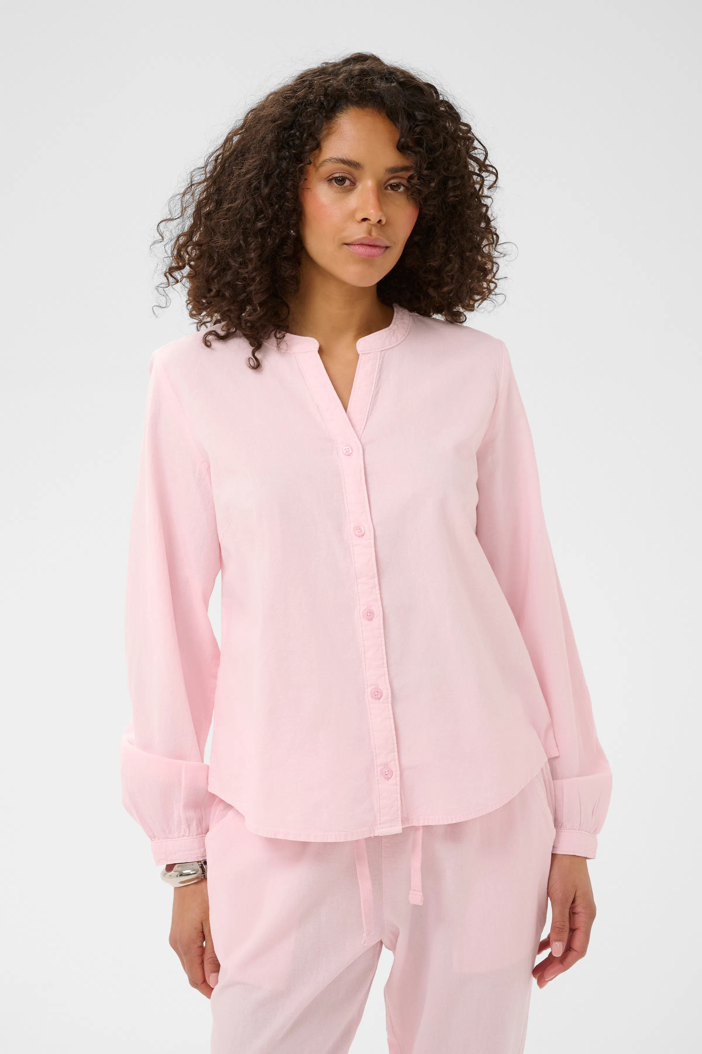 KAnaya Skjorte LOOKBOOK FRONT 10511160-132807