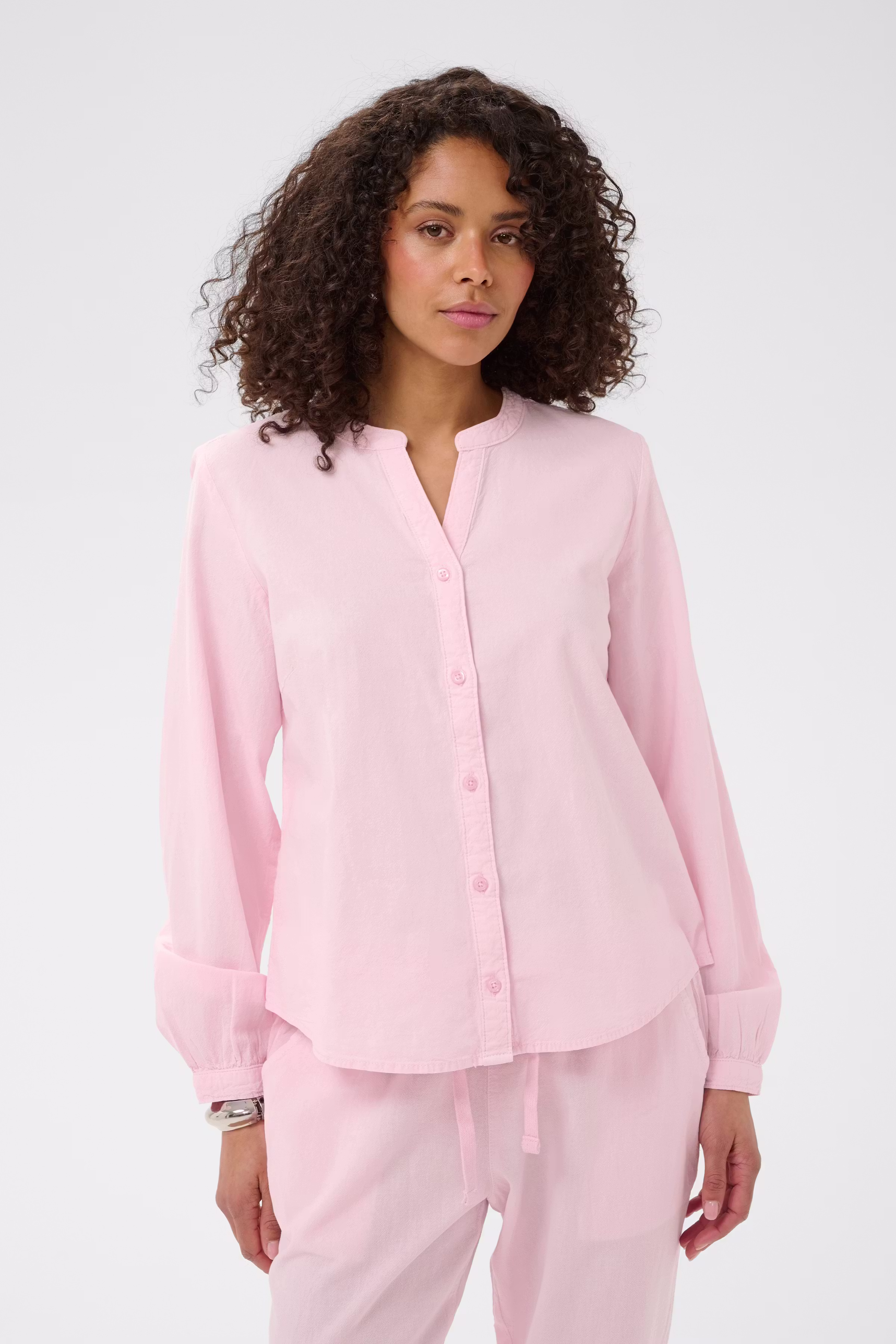 KAnaya Skjorte LOOKBOOK FRONT 10511160-132807