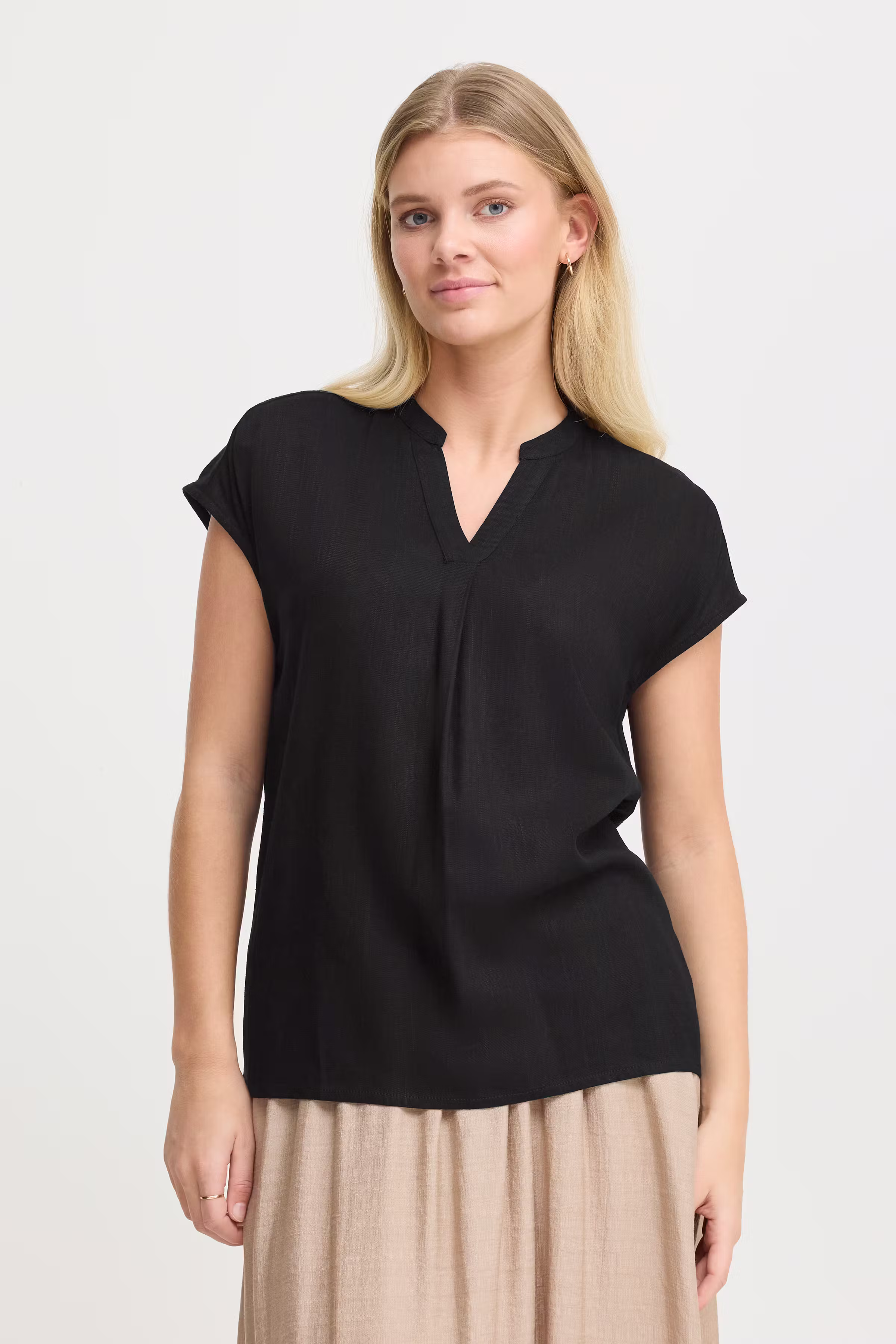 FRJUNA Blouse LOOKBOOK FRONT 20616091-200113