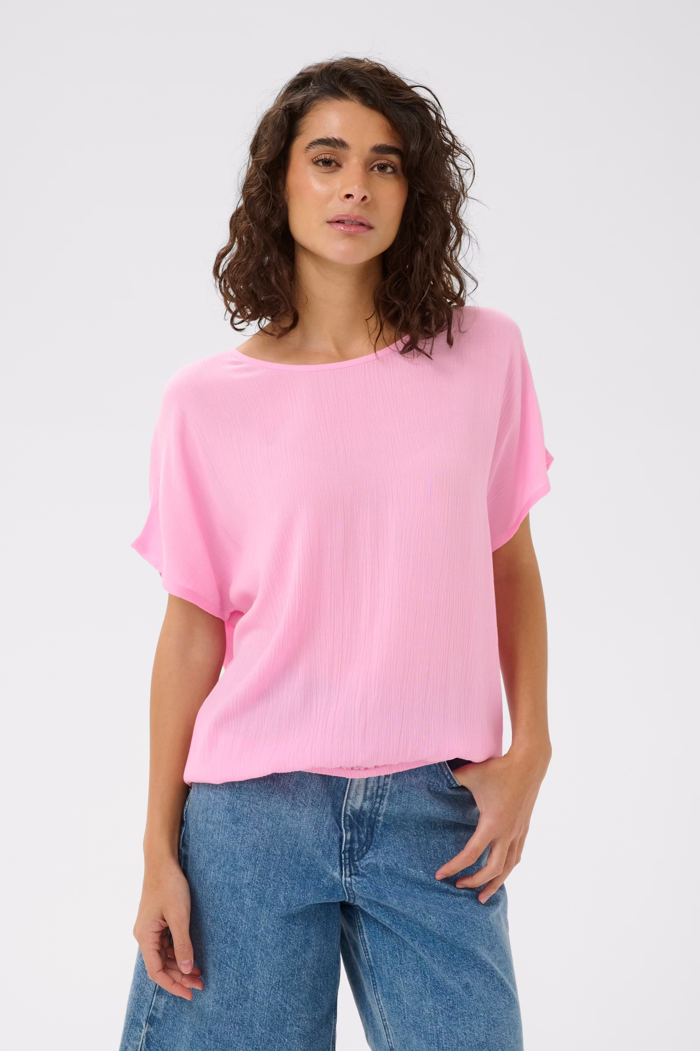 Amber Bluse LOOKBOOK FRONT 10500781-152218