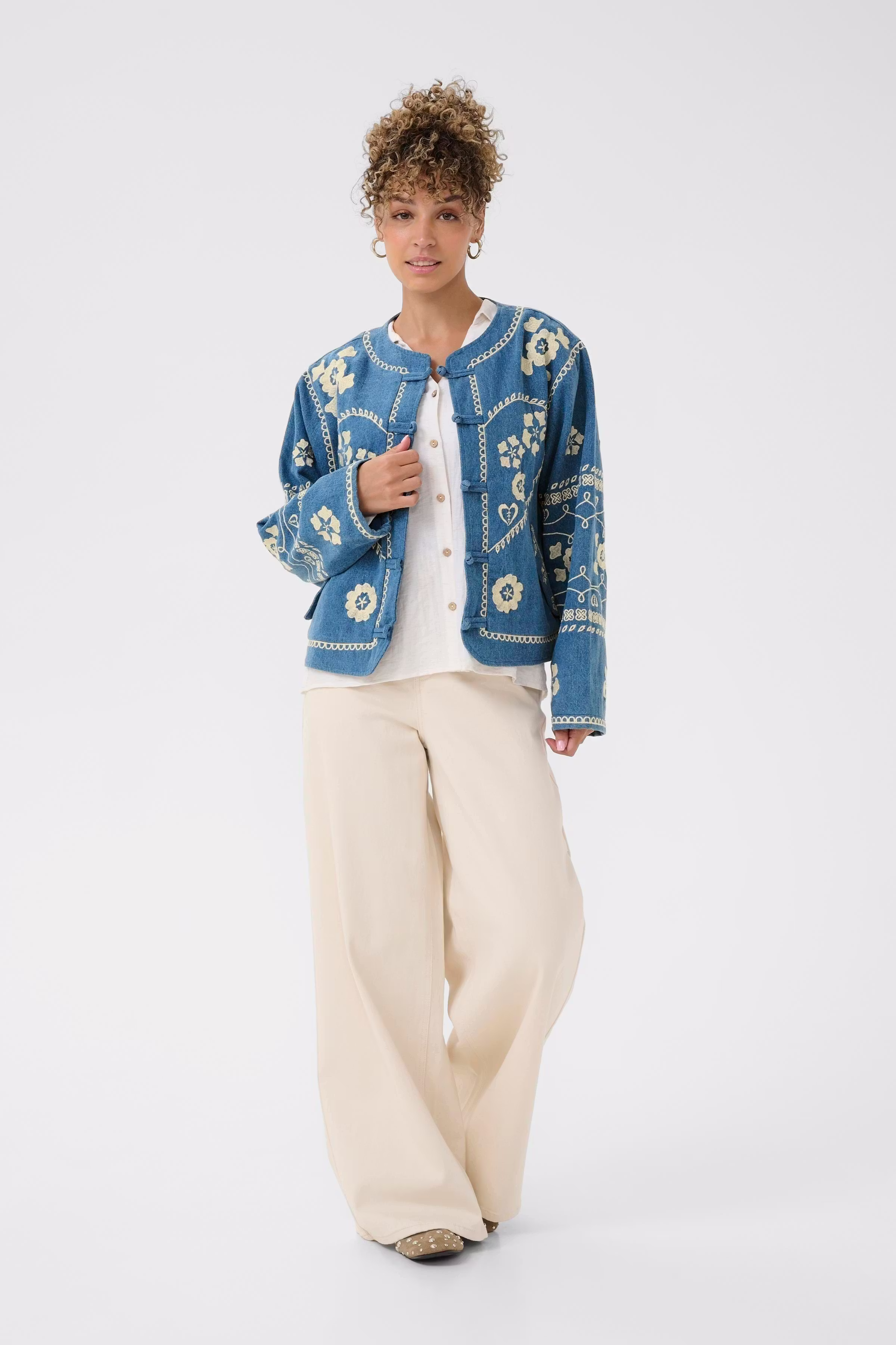 CRTannie Casual Jacke LOOKBOOK FRONT 10614559-104682