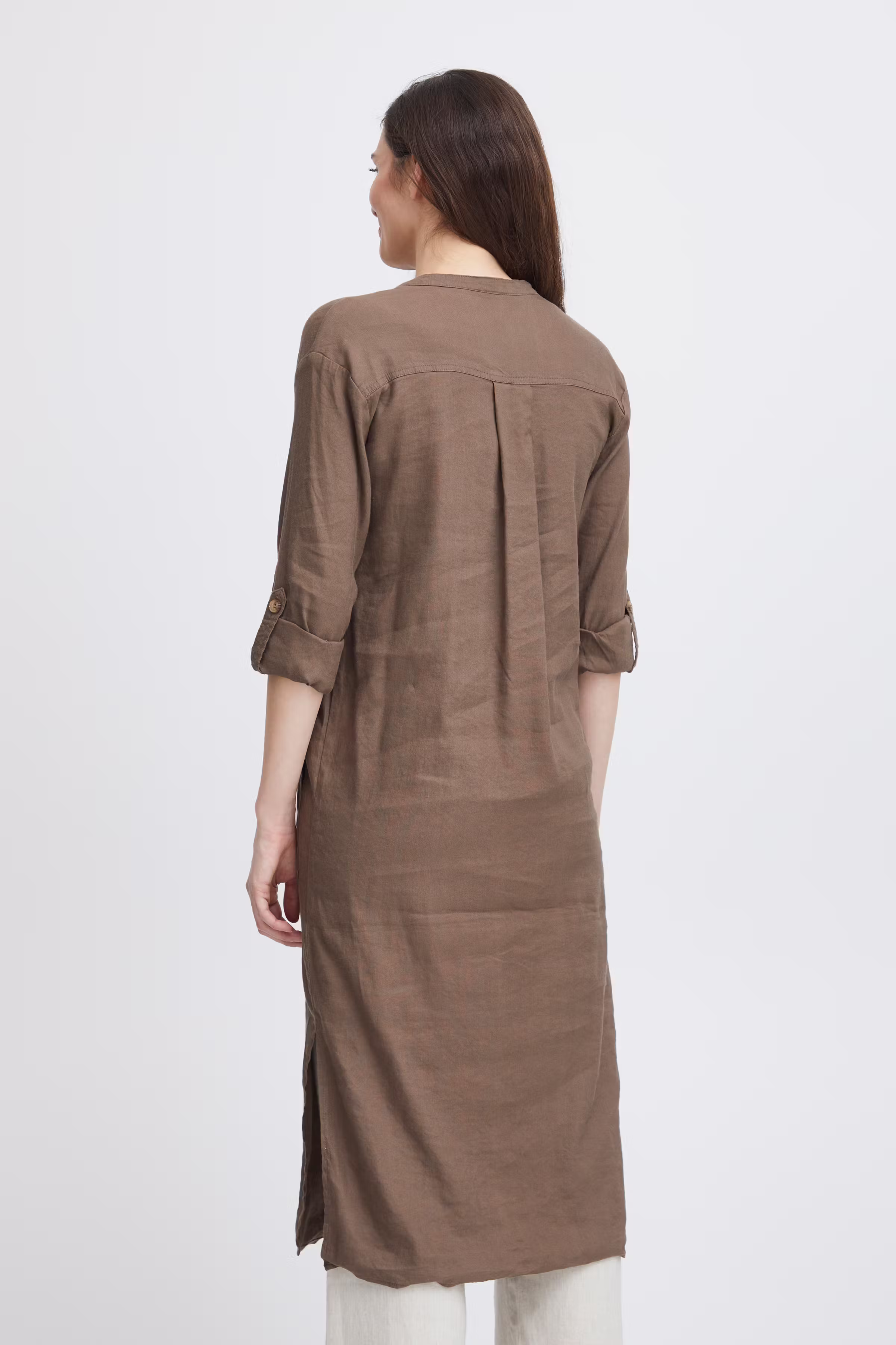 PZLUCA Kjole LOOKBOOK BACK 50208023-181027