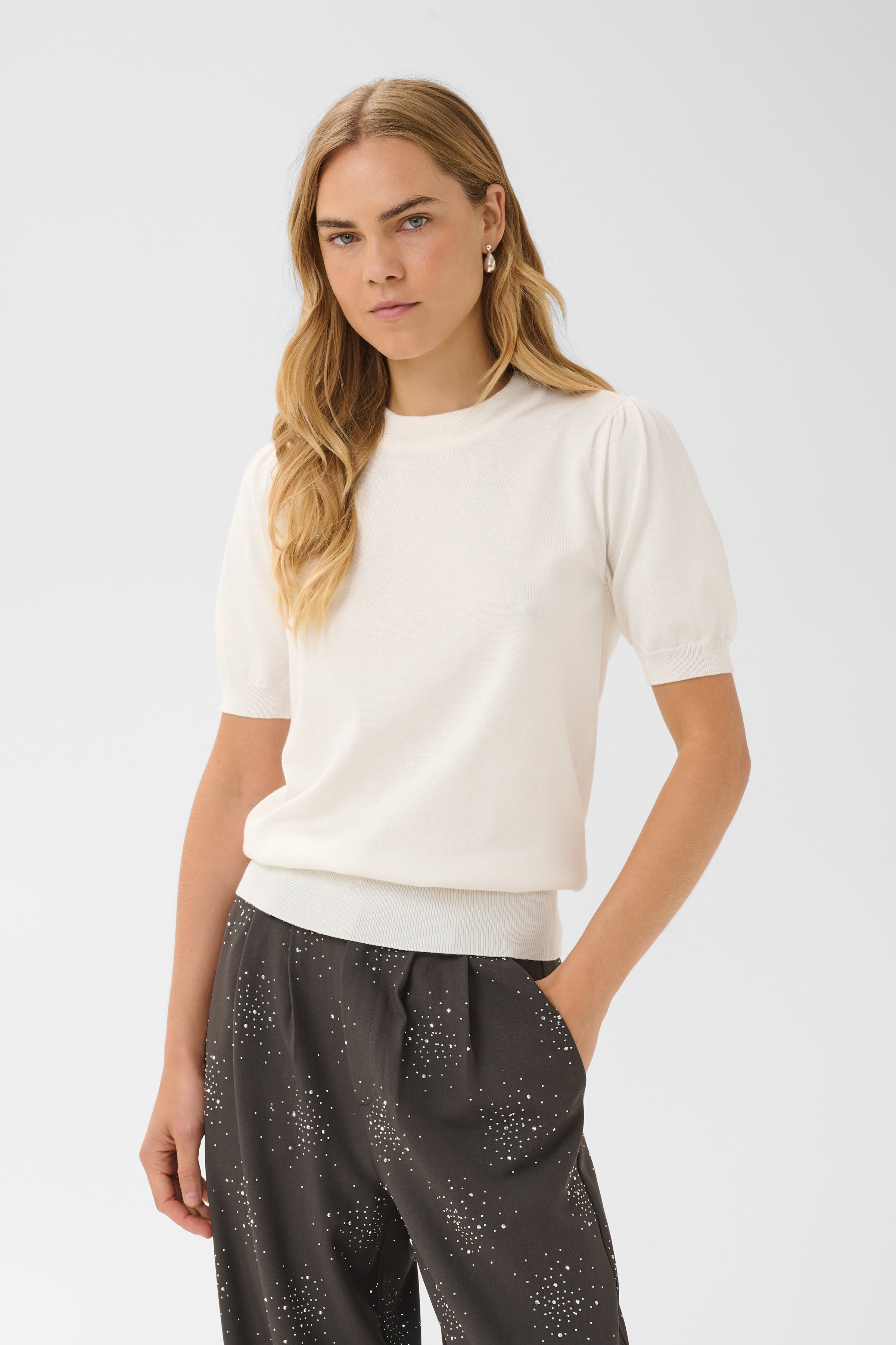 MilaSZ Pullover LOOKBOOK FRONT 30511788-110605