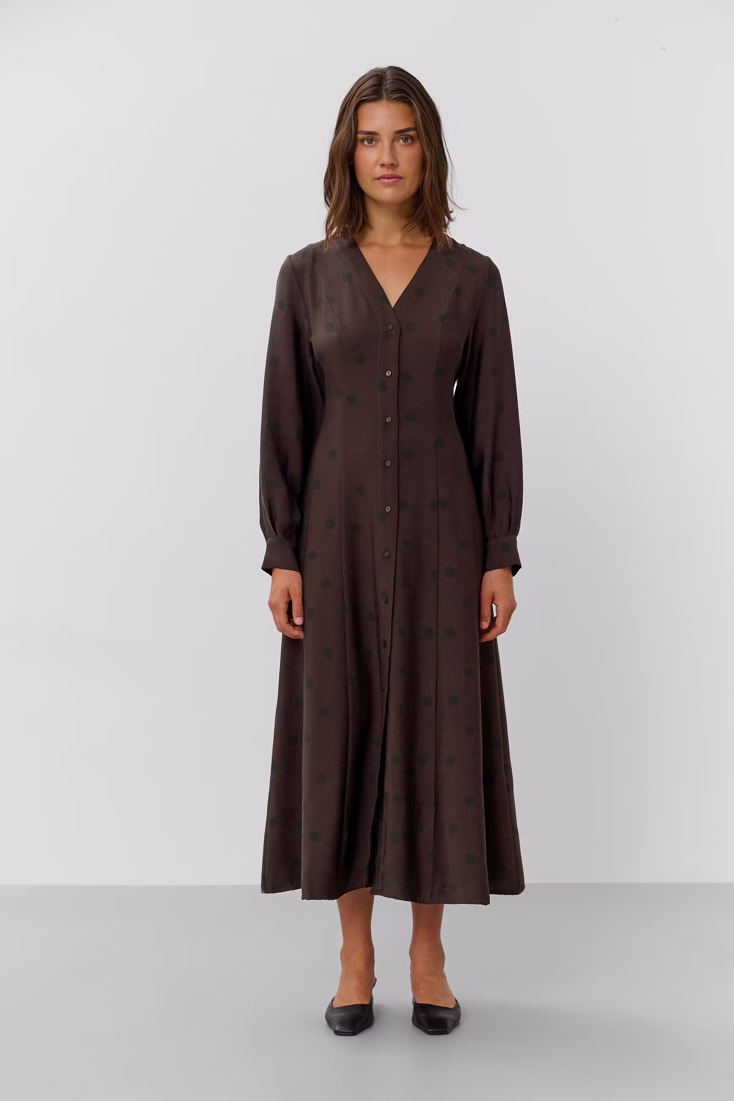 SLIdola Dress LOOKBOOK FRONT 30410041-305817