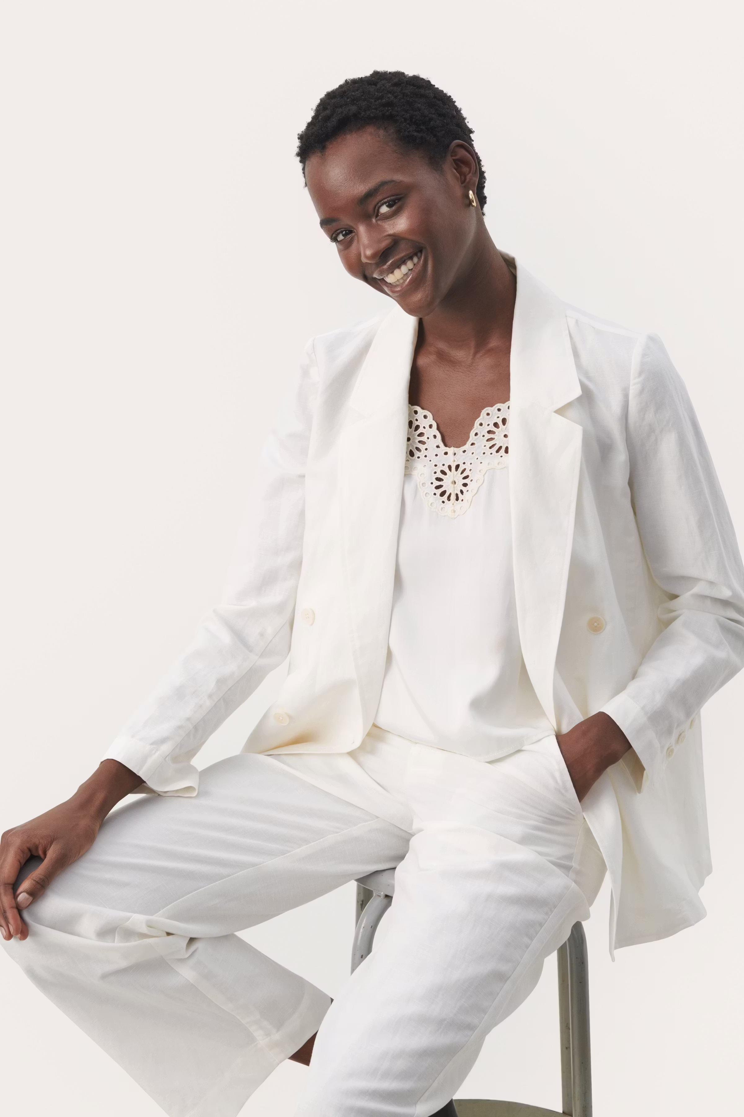 GeneviePW Blazer LOOKBOOK FRONT 30308578-114801