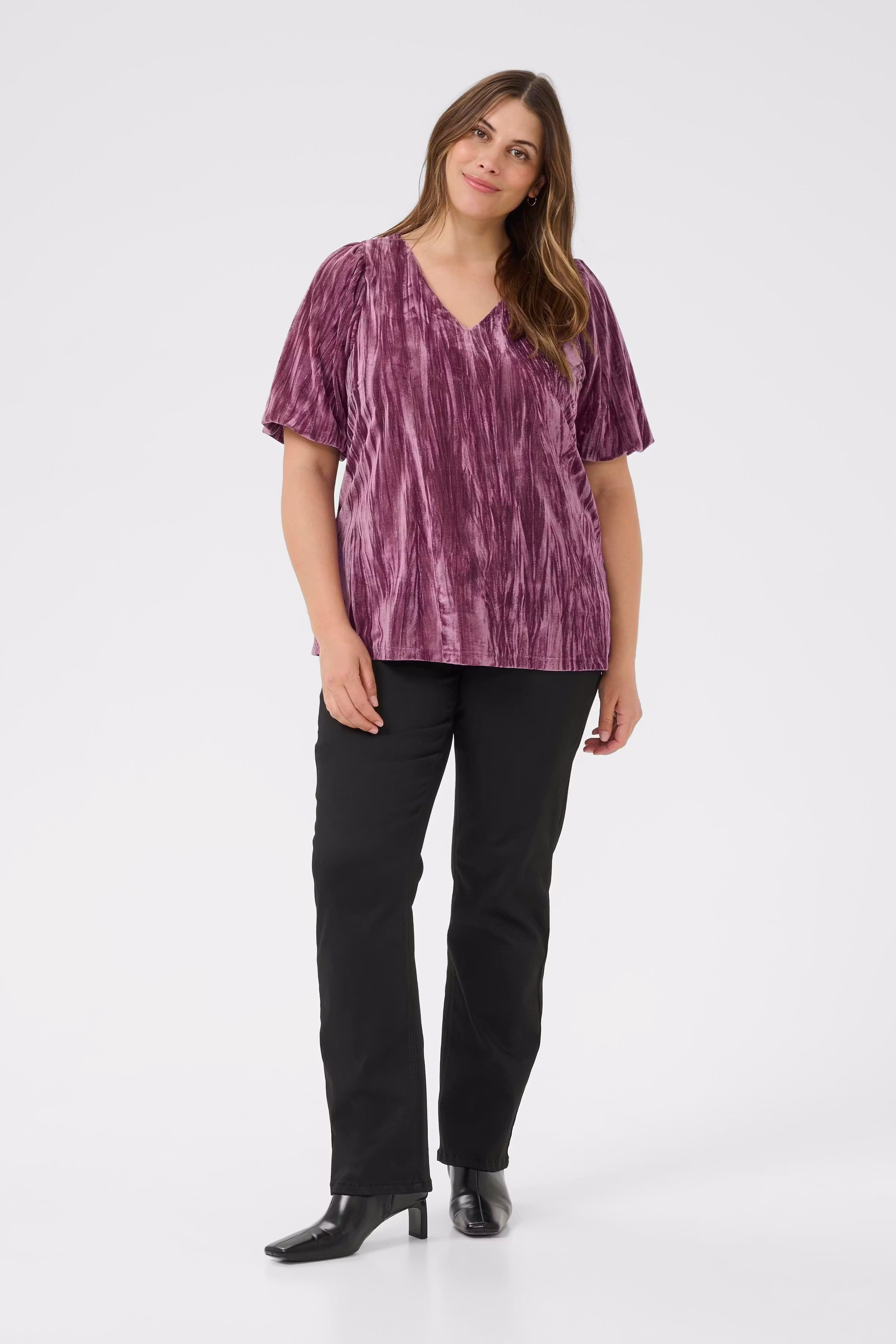 KCeliva Velourblus LOOKBOOK FRONT 10583804-181709