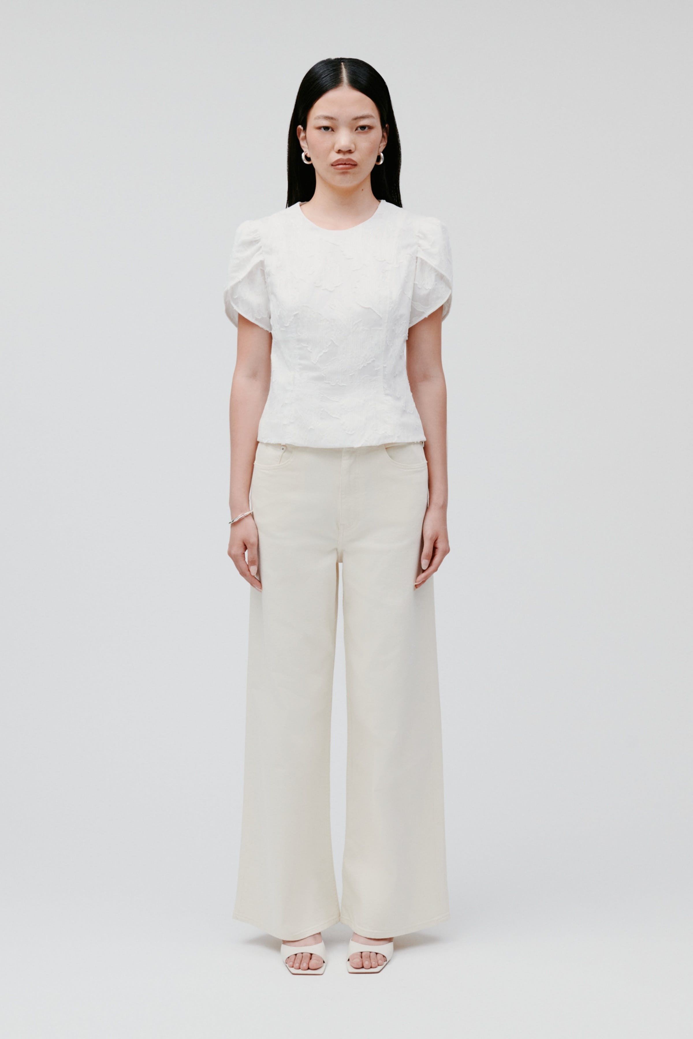 ELODIE Bluse LOOKBOOK FRONT 30600738-WH010