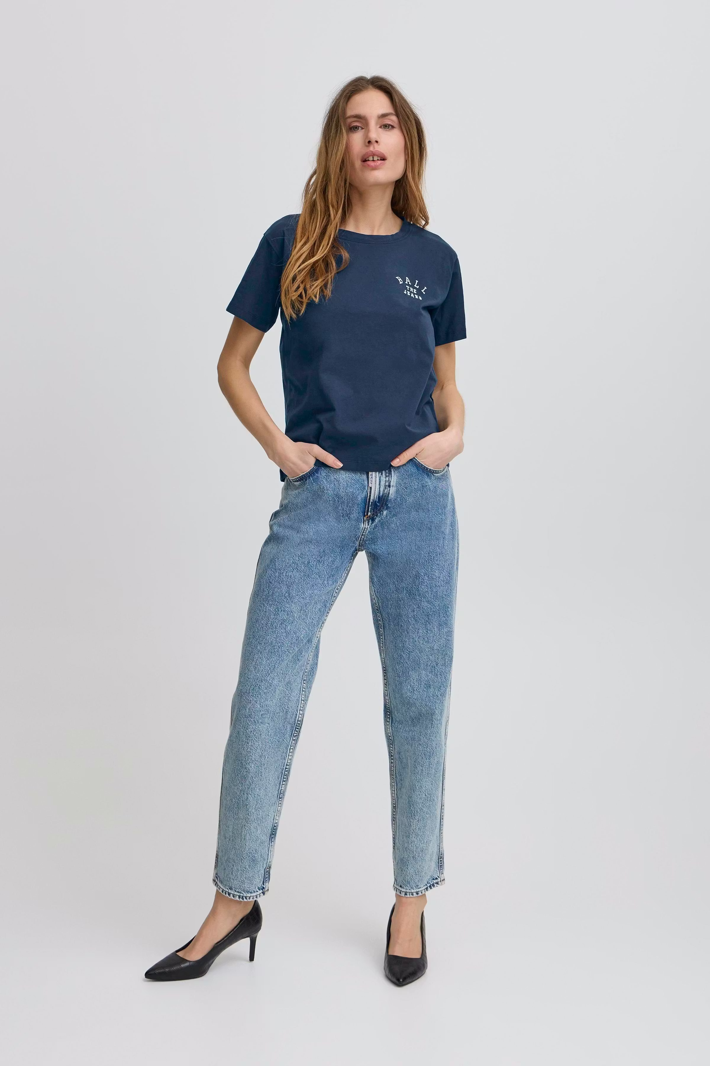 BASAVONA T-shirt LOOKBOOK FRONT 50405152-193922