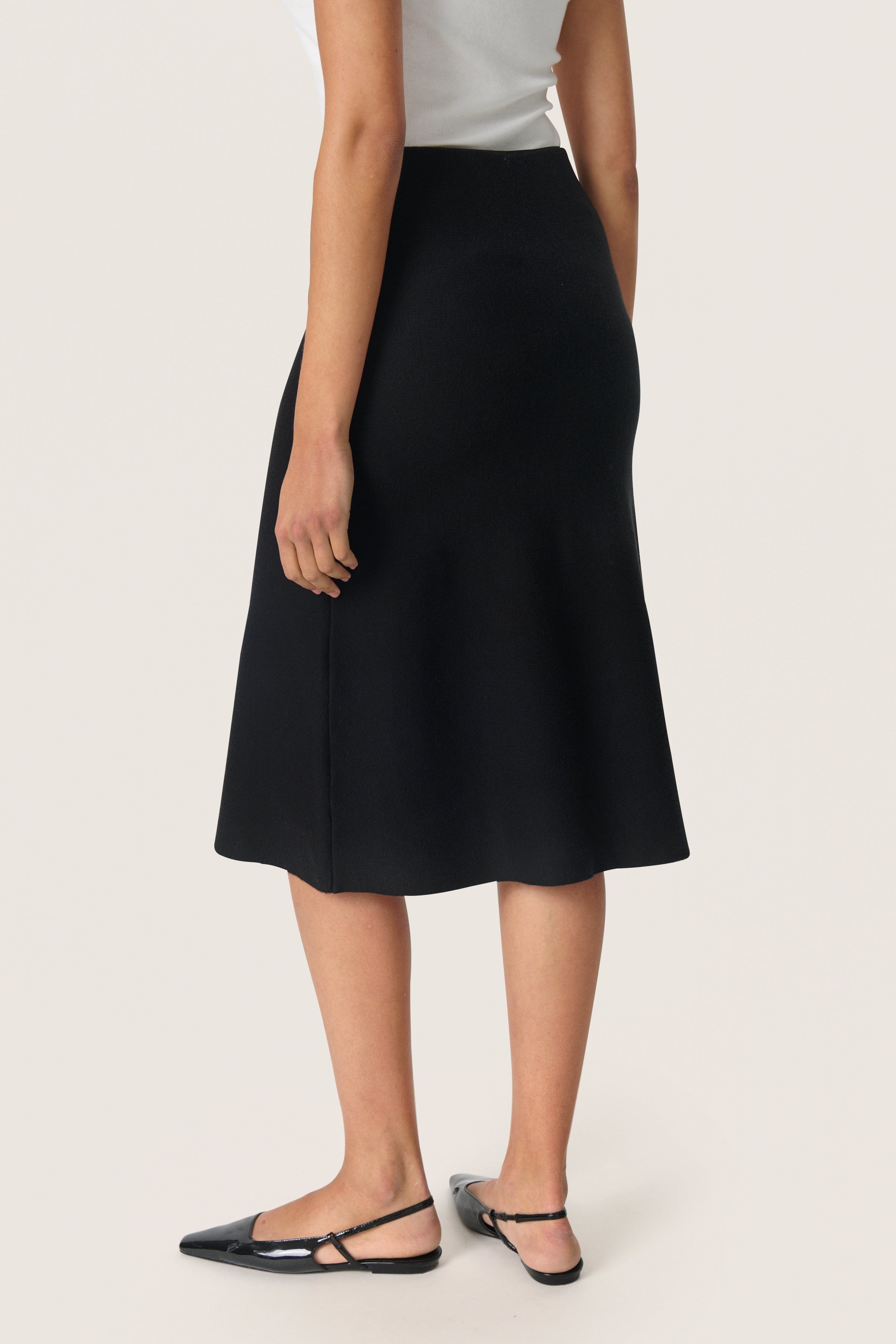 SLSpina Skirt LOOKBOOK BACK 30408148-194008