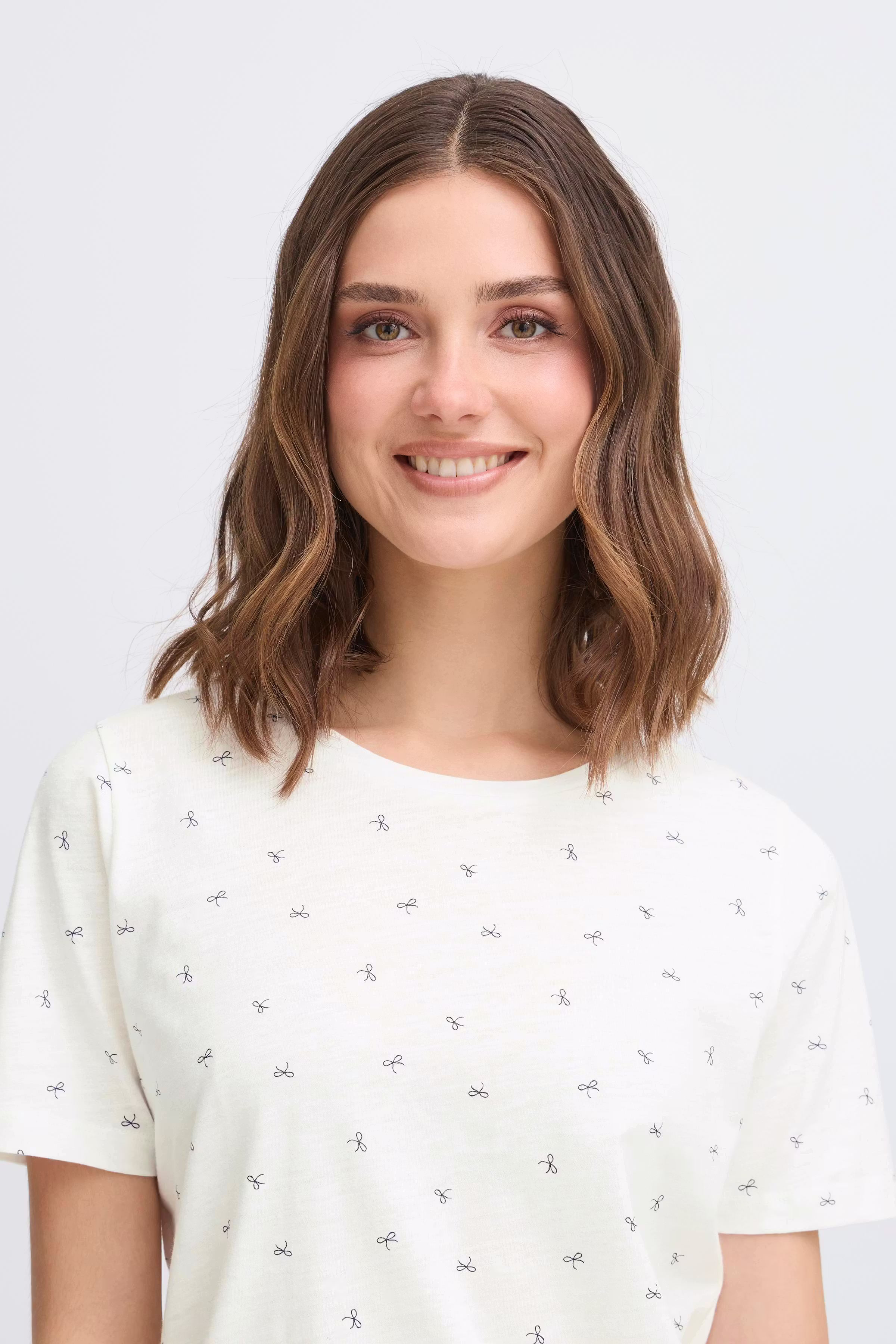 FRHAZILIA T-shirt LOOKBOOK DETAIL 20616310-205566