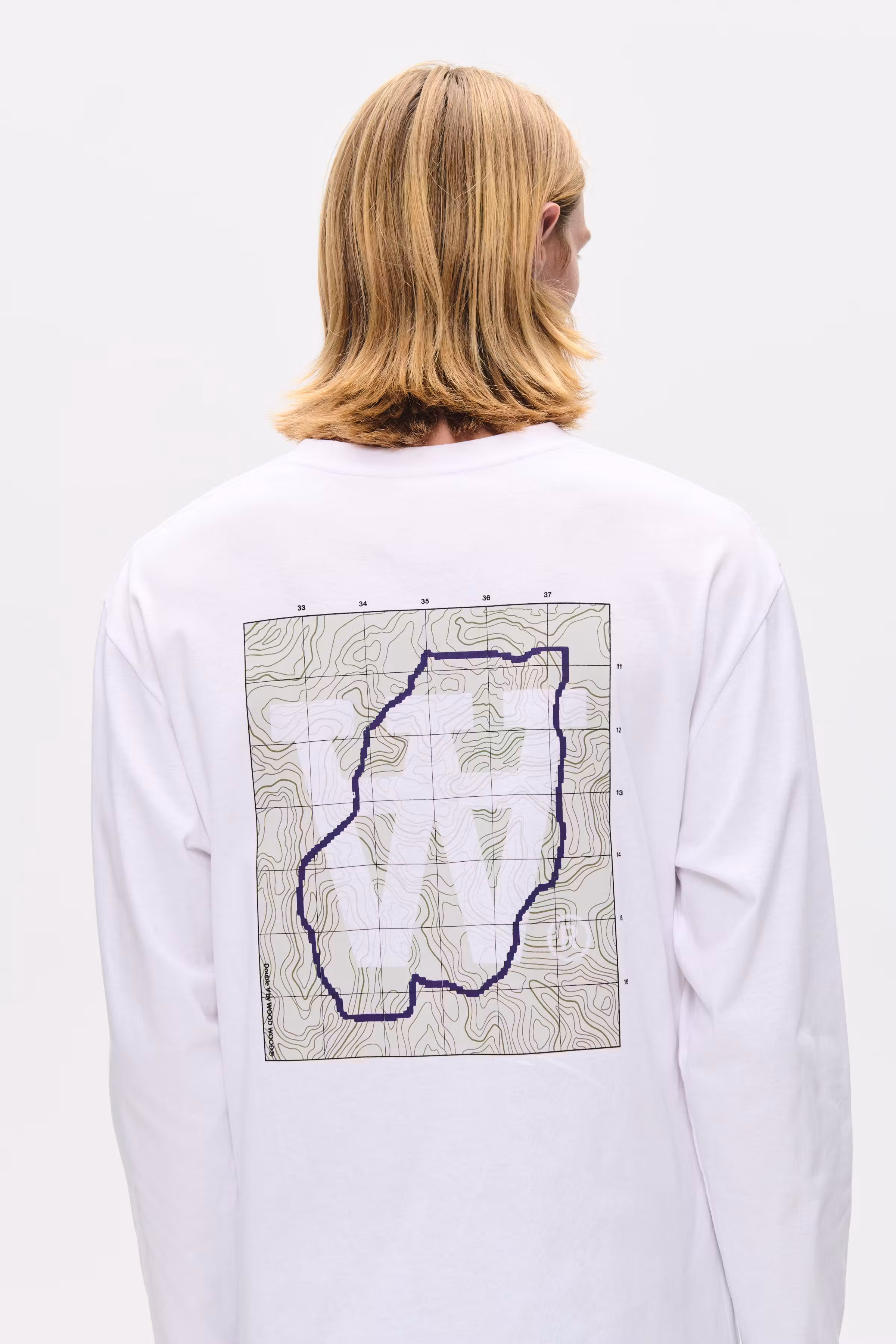 WWLiam map LS T-shirt LOOKBOOK BACK 30252259-110601
