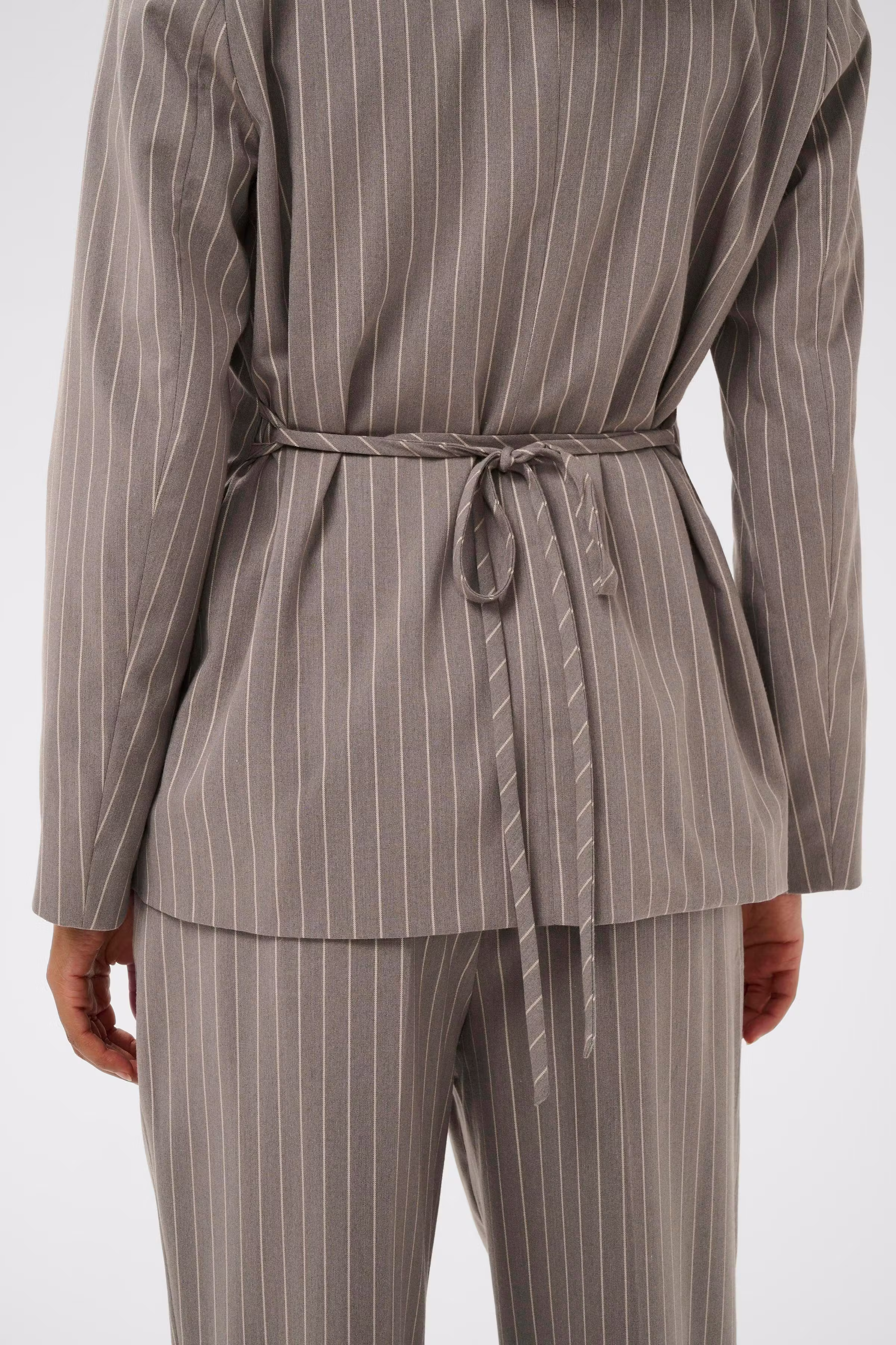 KAmerril Blazer LOOKBOOK DETAIL 10511152-108808