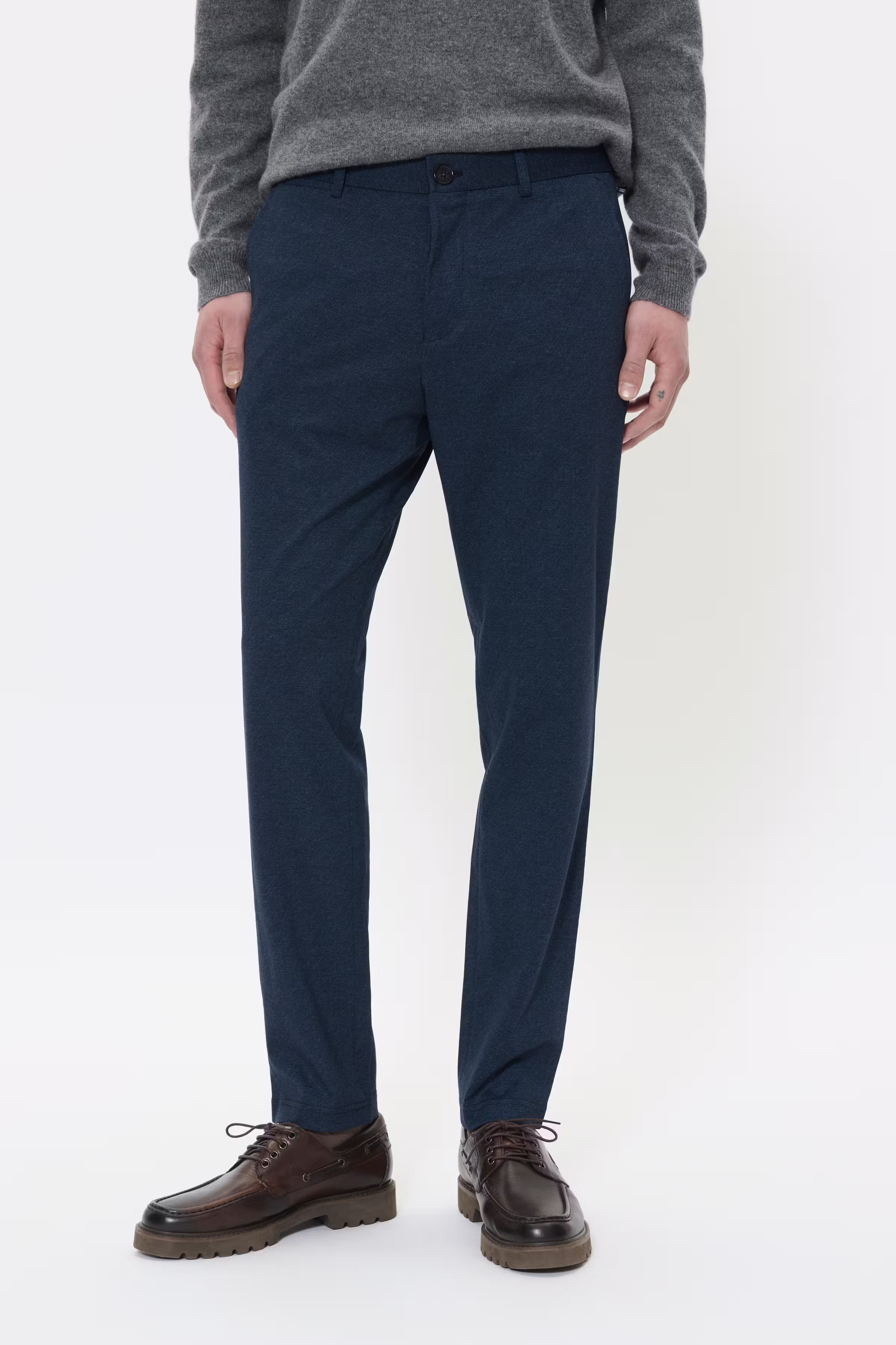 MAliam Broek LOOKBOOK FRONT 30206302-194011