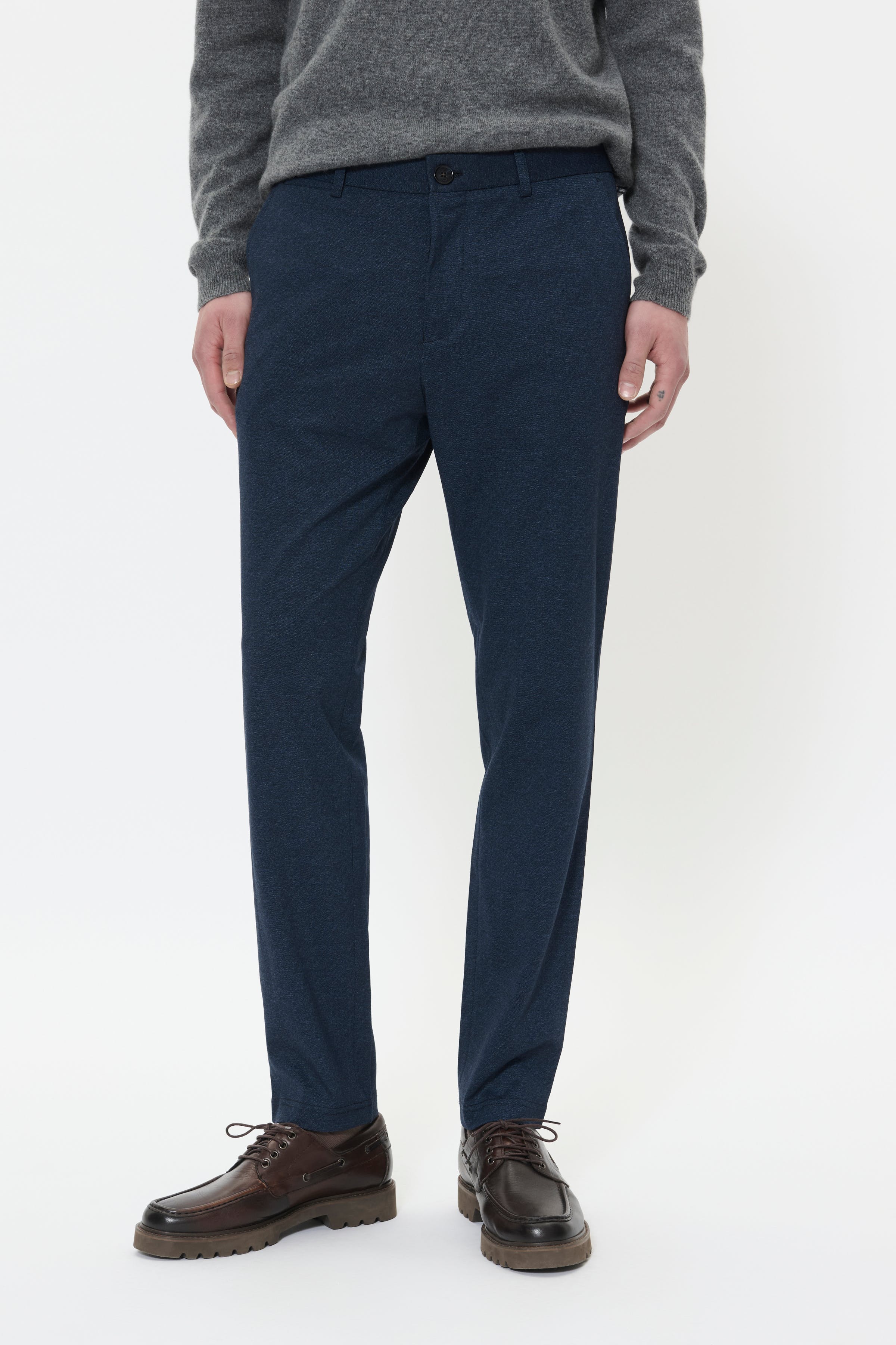 MAliam Broek LOOKBOOK FRONT 30206302-194011