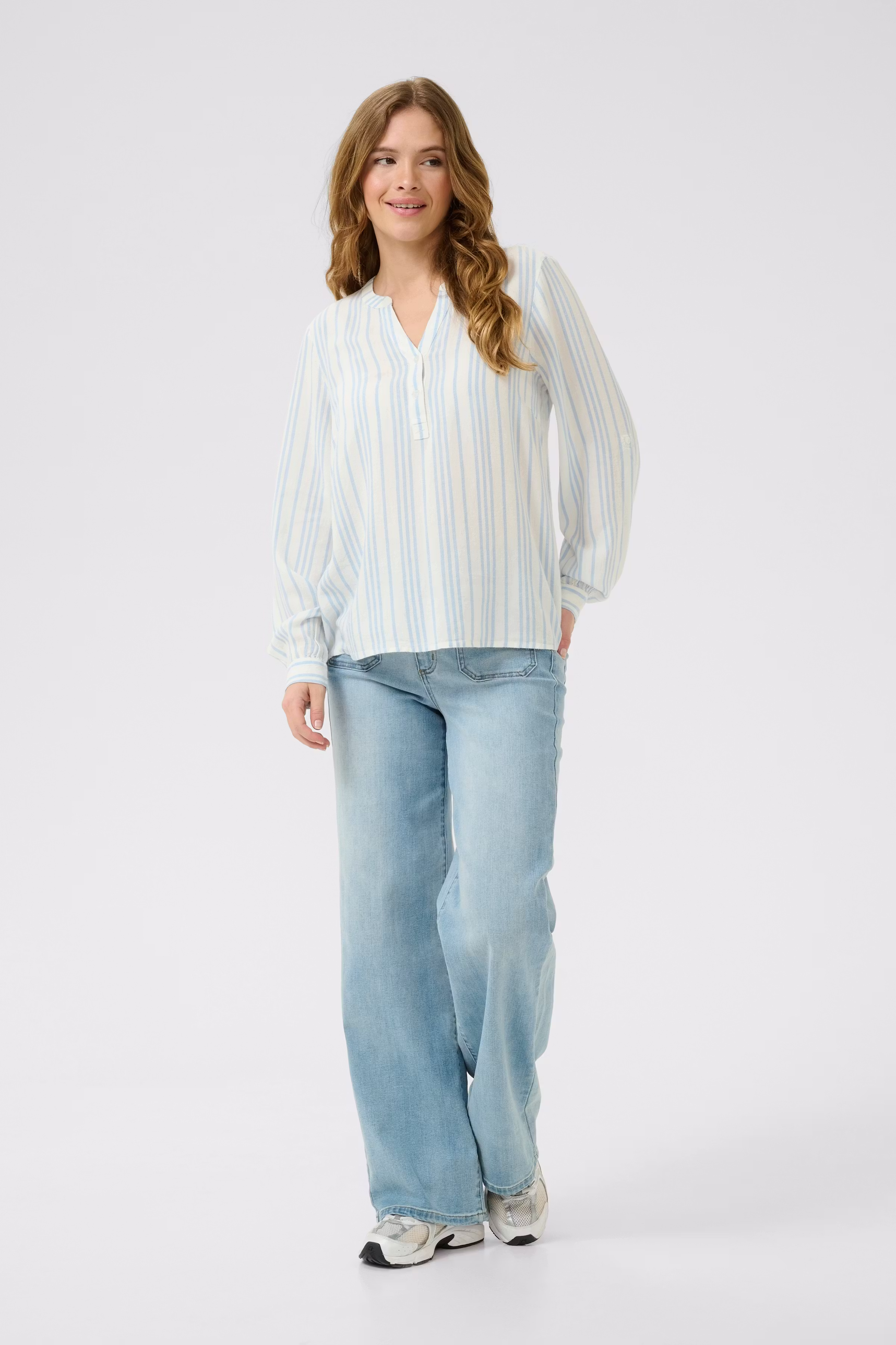 KAmilia Hørbluse LOOKBOOK FRONT 10508313-107740