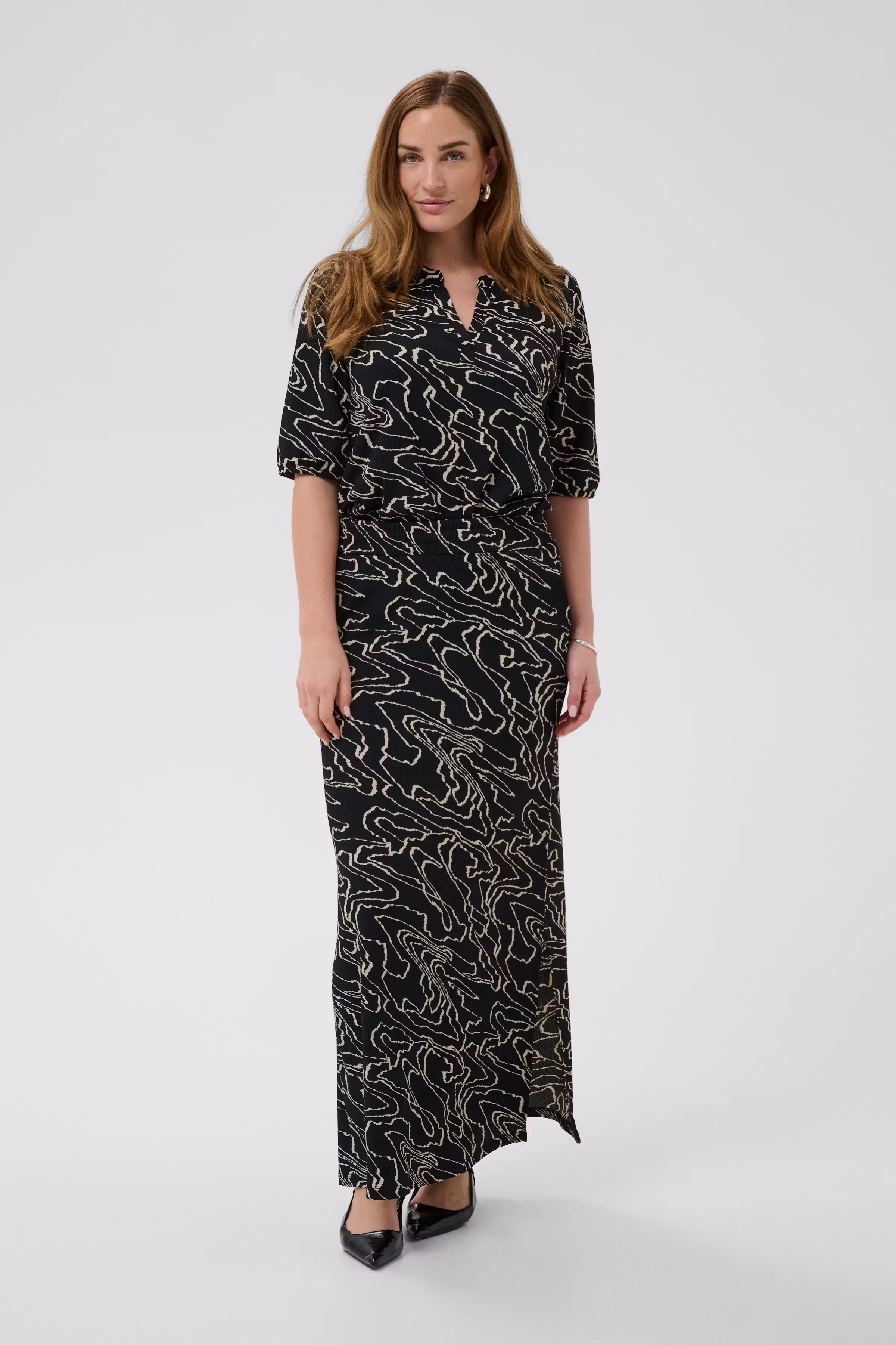 BPloretta Blouse LOOKBOOK FRONT 40200109-109261