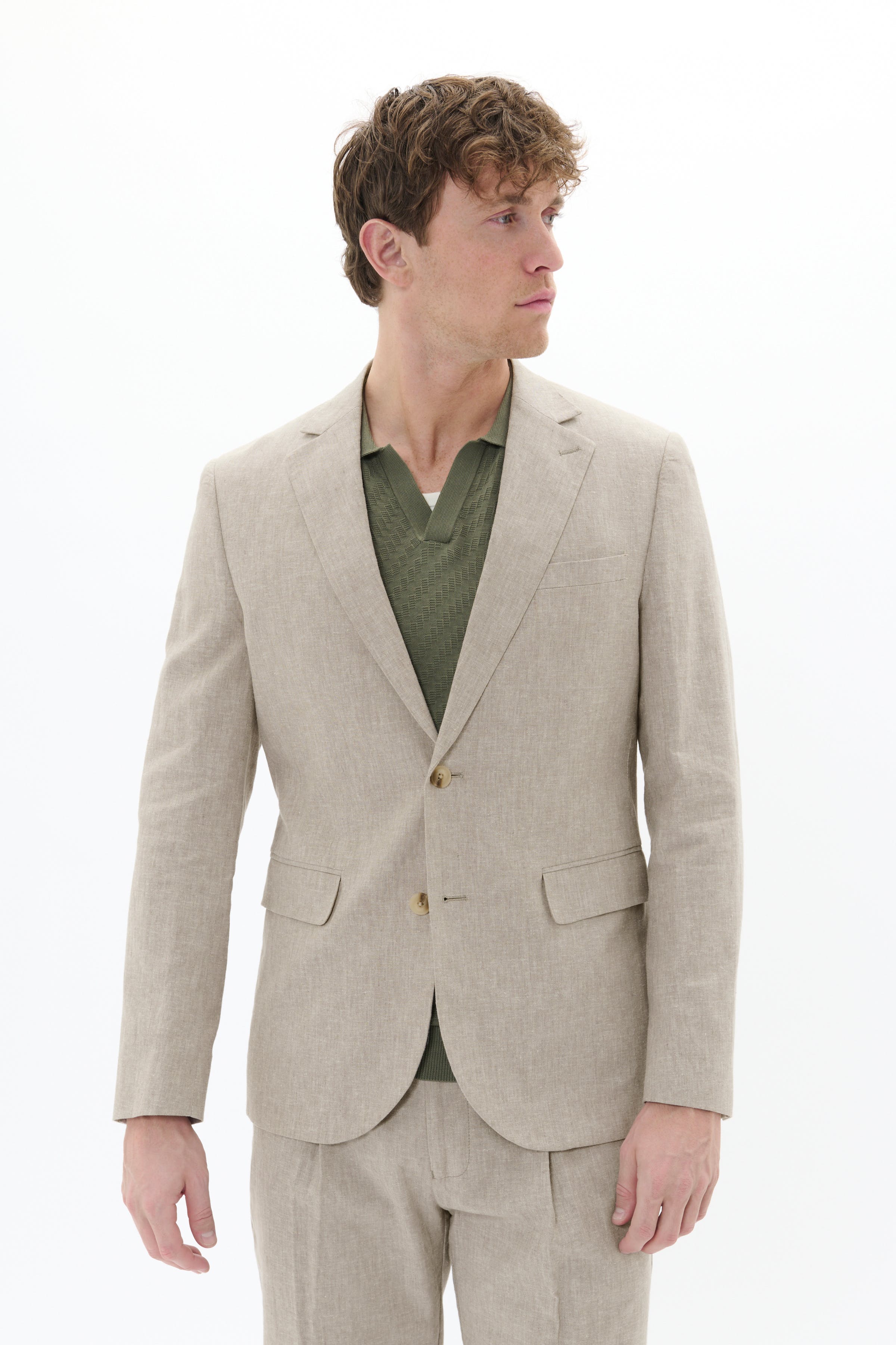 MAgeorge Blazer LOCATION NONE 30208111-161105