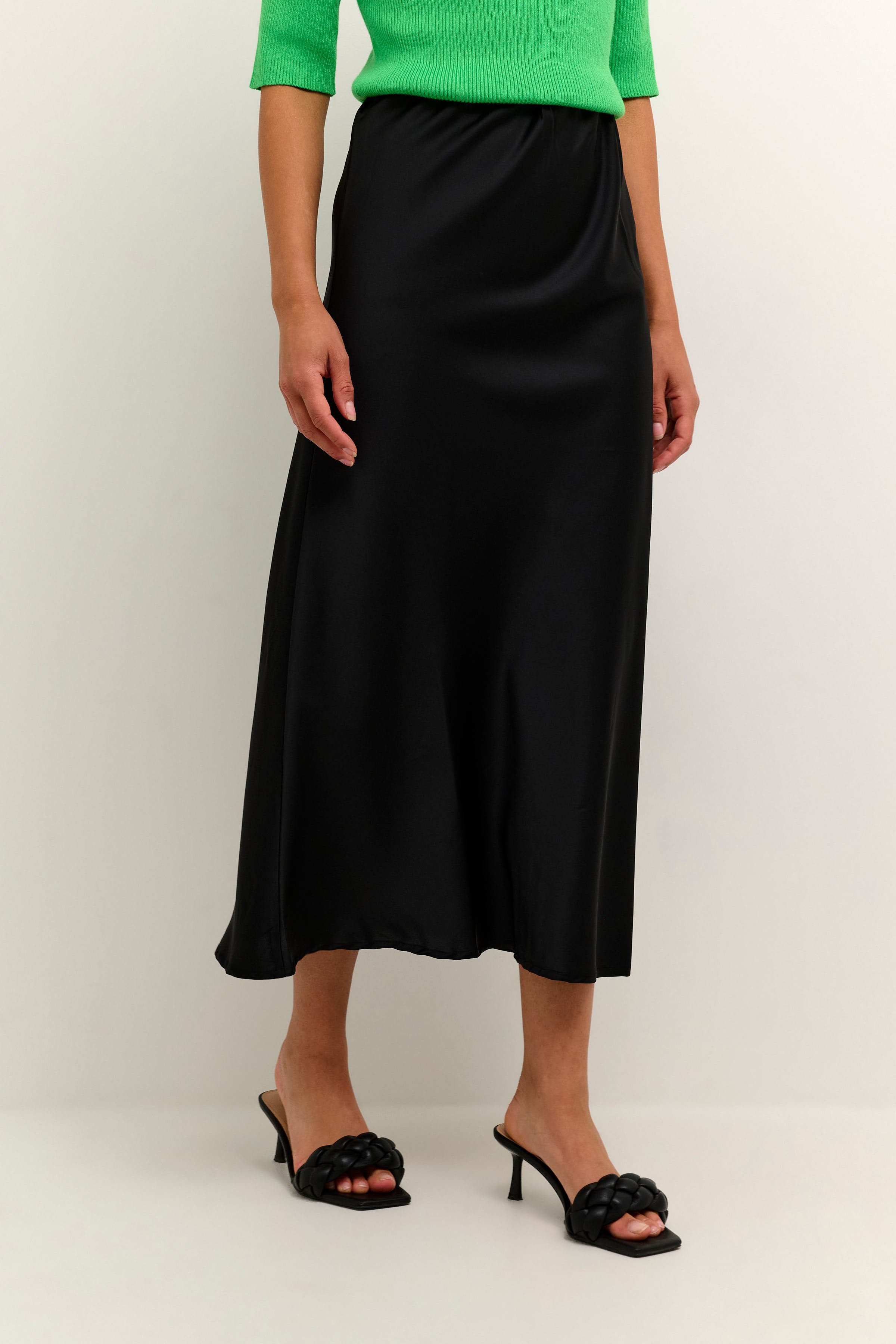 KAsasmina Kjol LOOKBOOK FRONT 10507456-100121