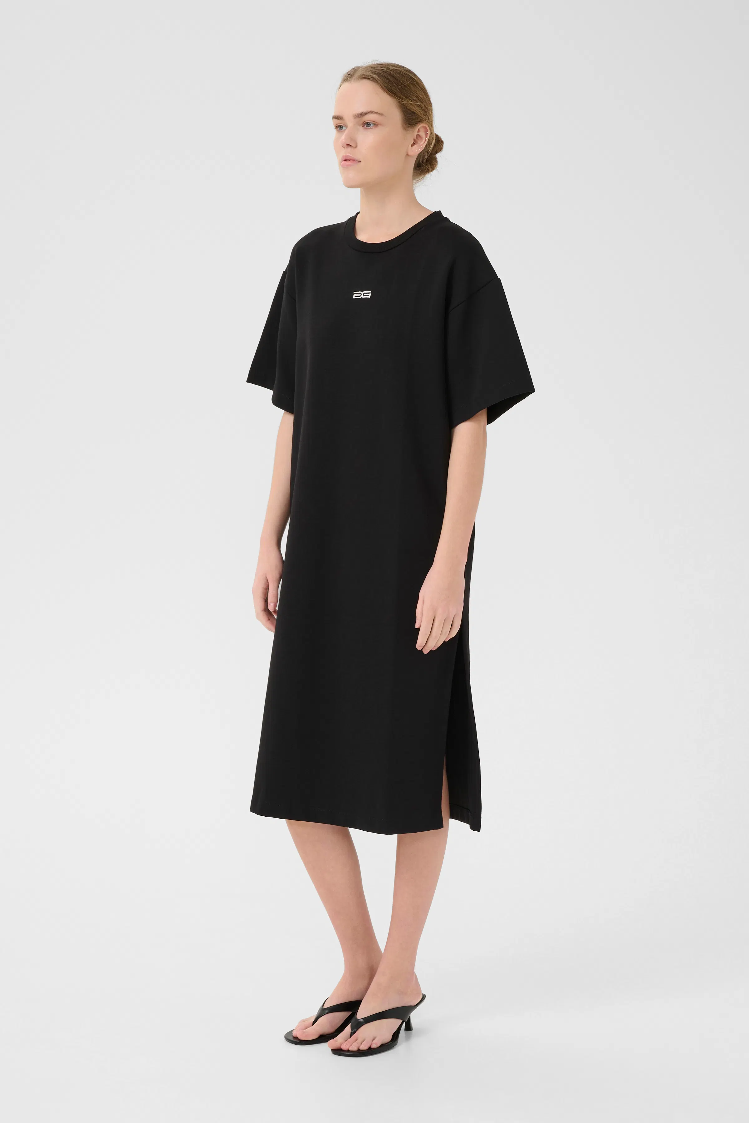 GZimina T-shirt LOOKBOOK FRONT 10910335-100017