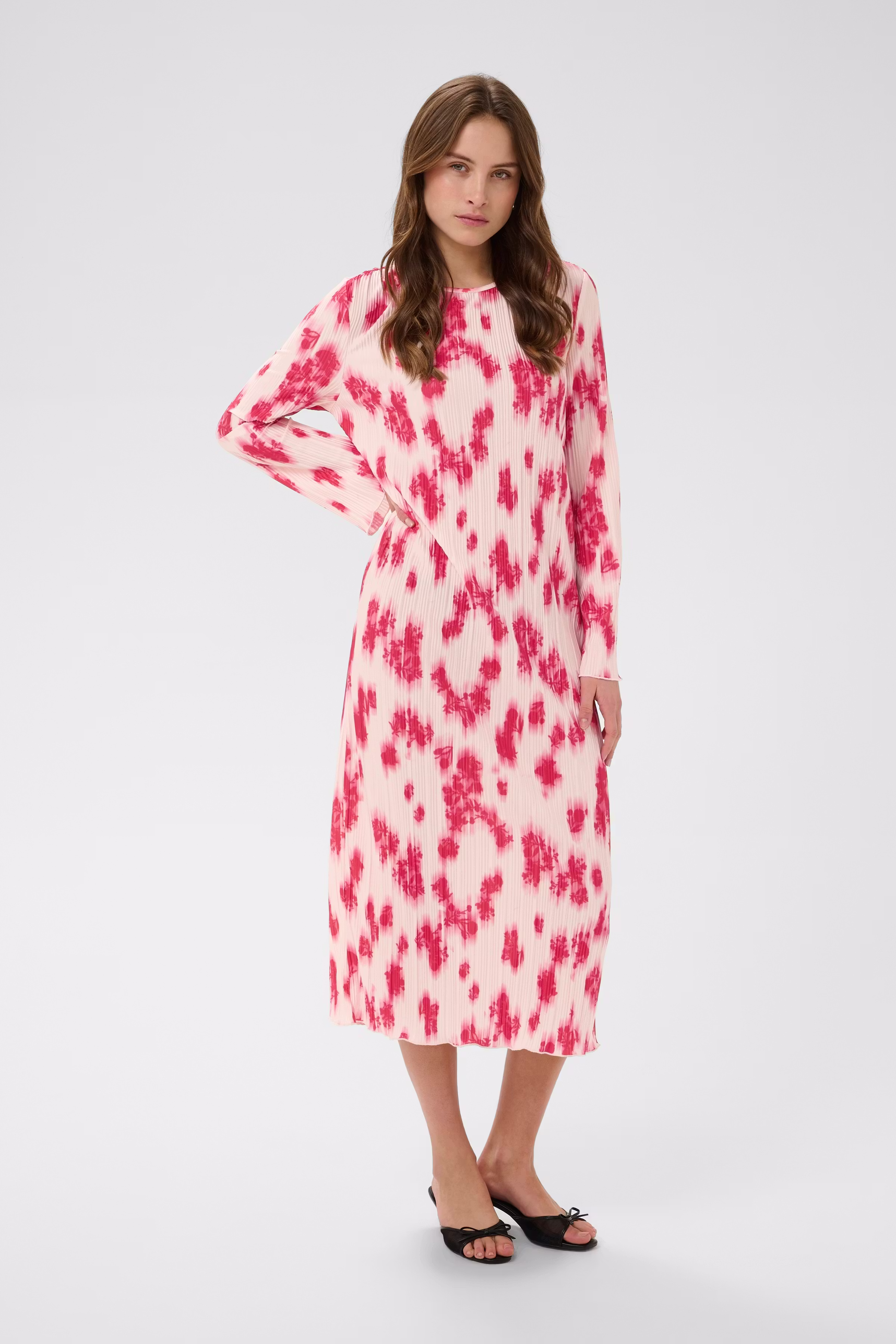 MuniSZ Jurk LOOKBOOK FRONT 30514678-304429