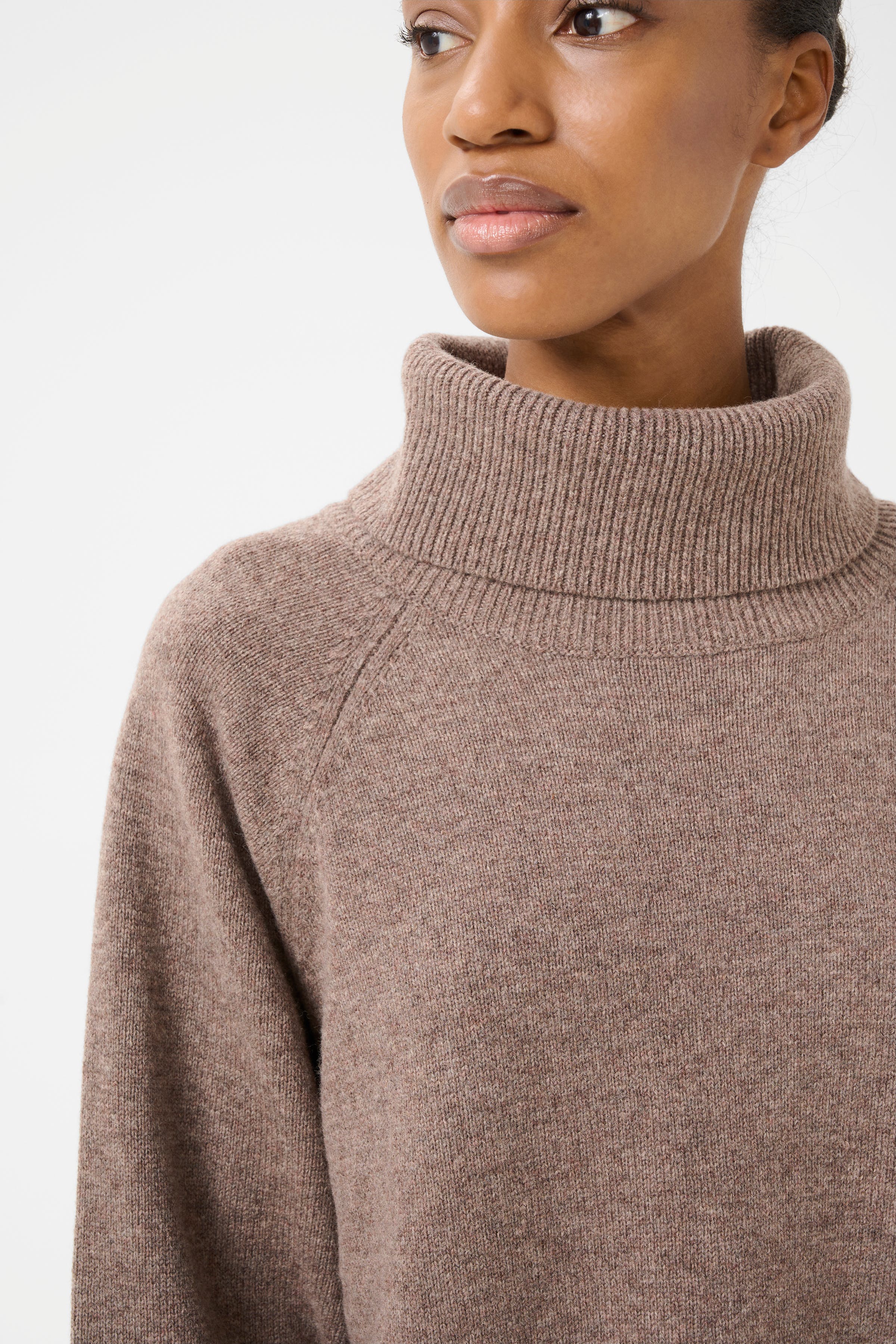 ManziGZ Pullover LOOKBOOK DETAIL 10909328-107957