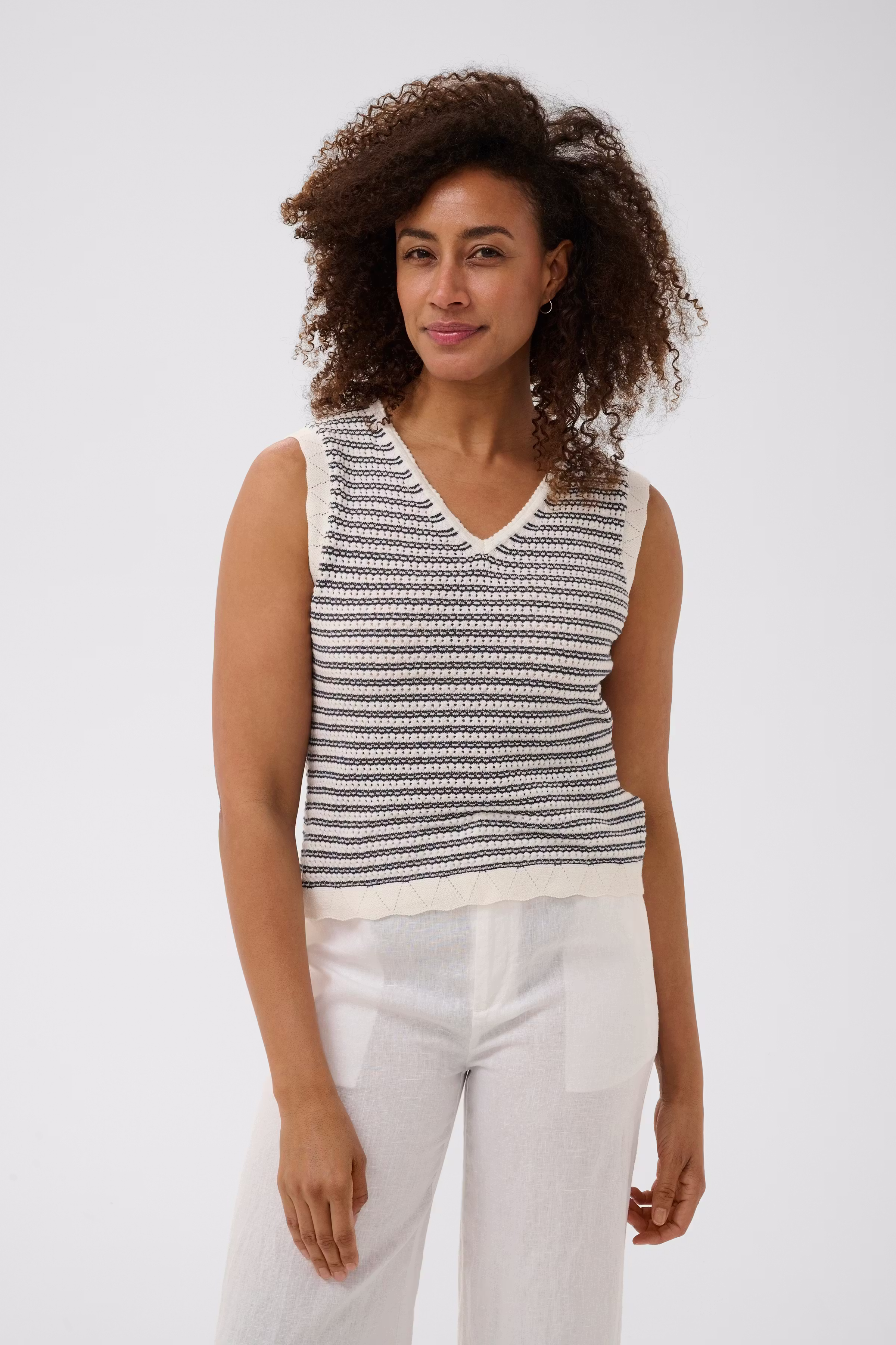 BolissaPW Top LOOKBOOK FRONT 30310578-305435