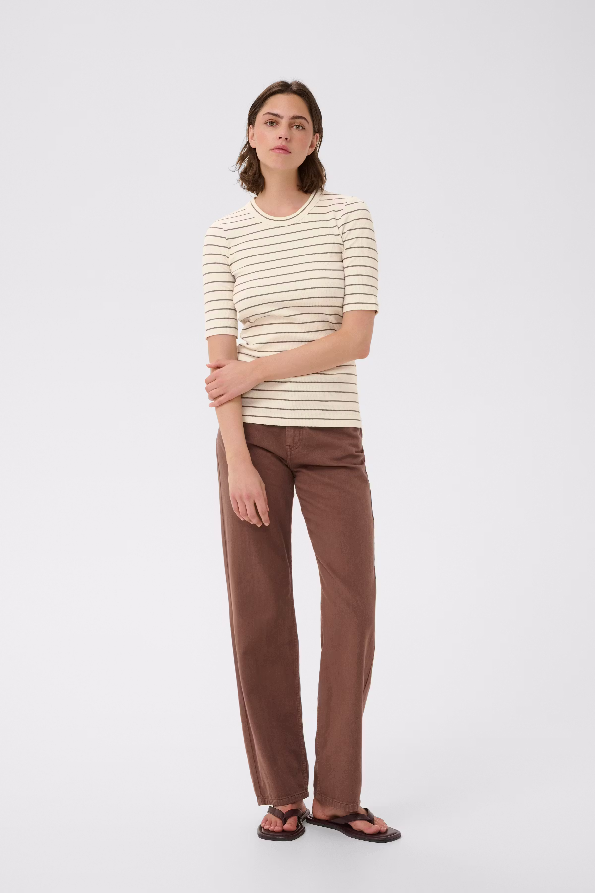DagnaIW Striped T-shirt LOOKBOOK FRONT 30107269-305171