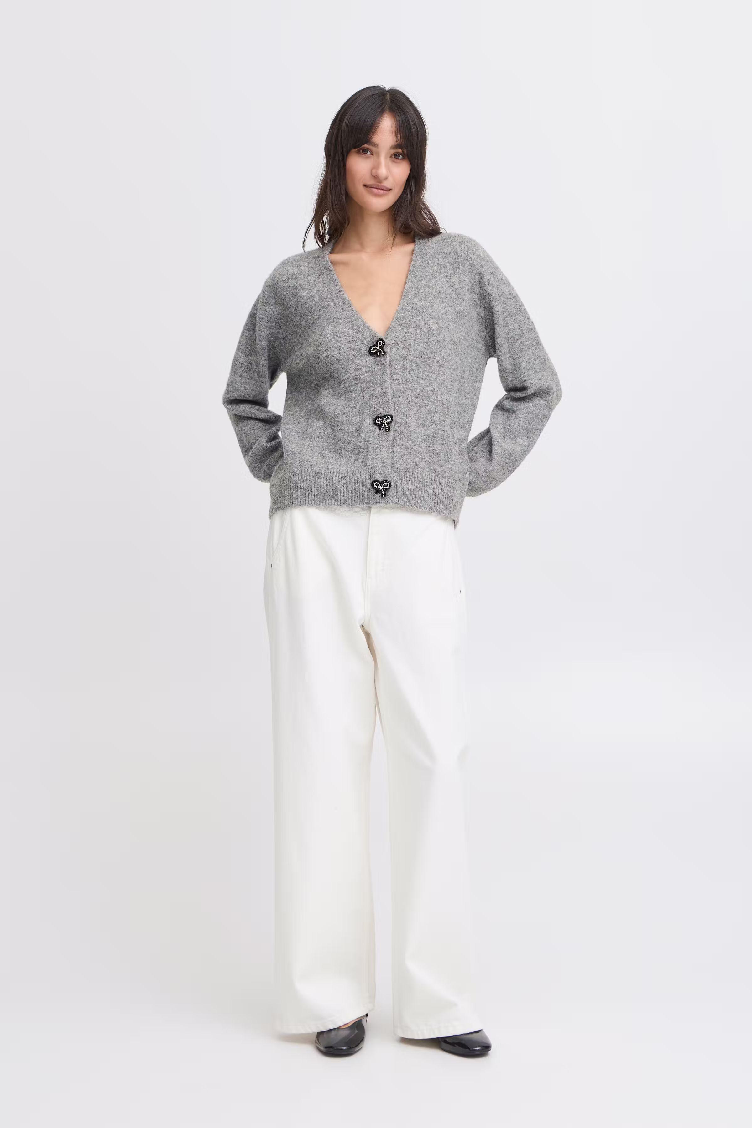 BXOMEA Cardigan LOOKBOOK FRONT 20816639-200455