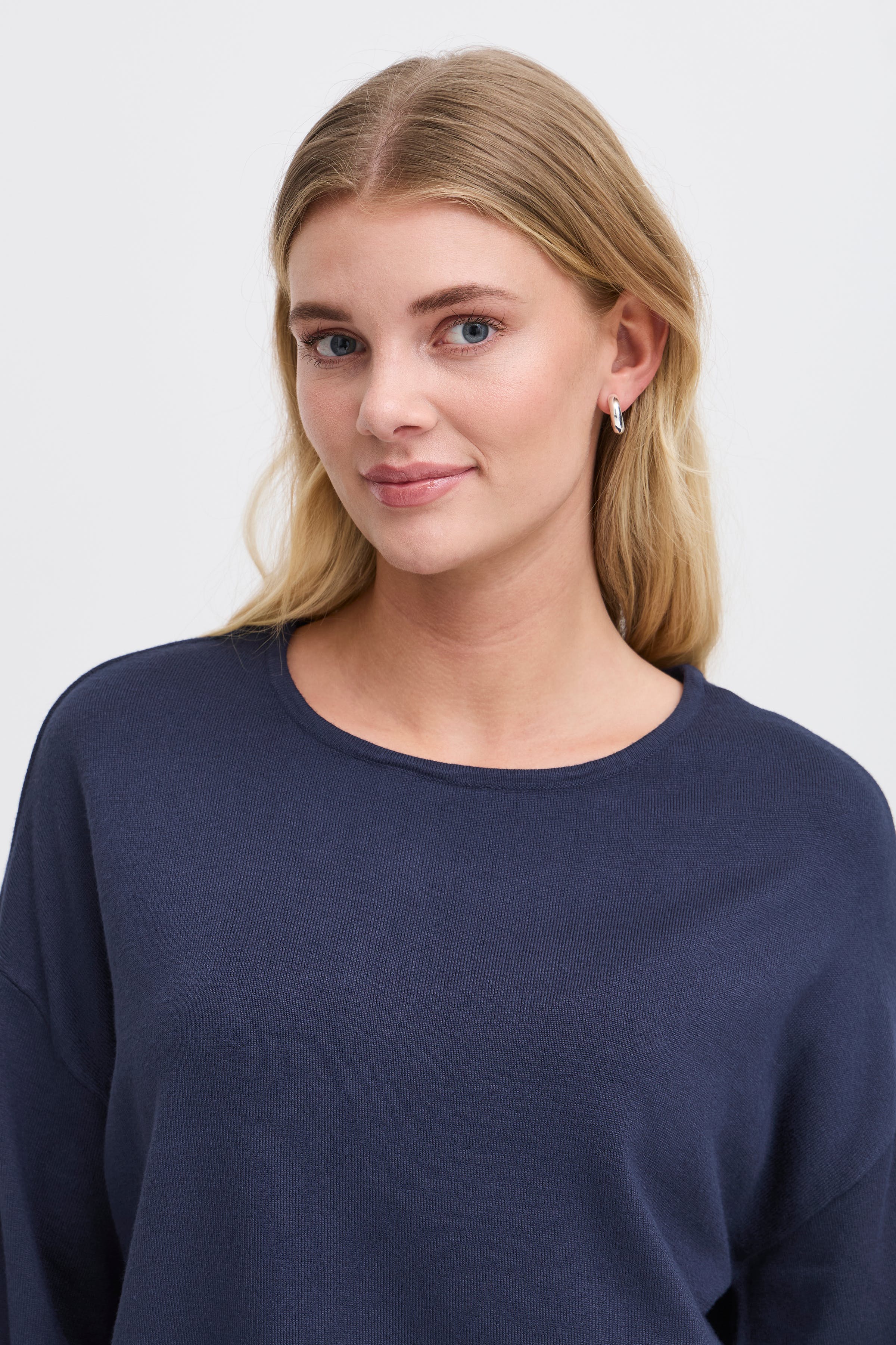 FRCLIA Pullover LOOKBOOK DETAIL 20615485-193923