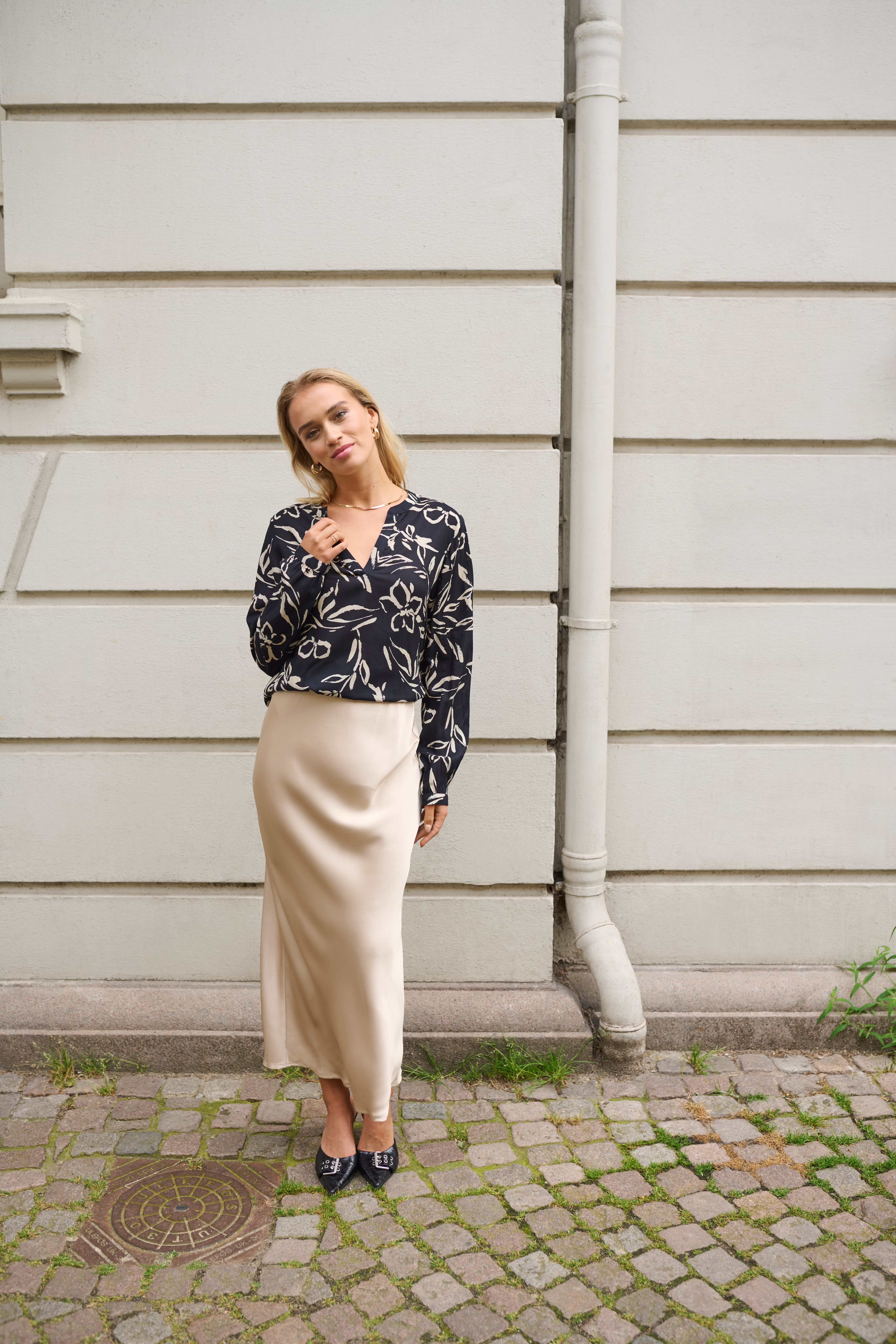 KAditte Blouse LOCATION NONE 10507919-106278