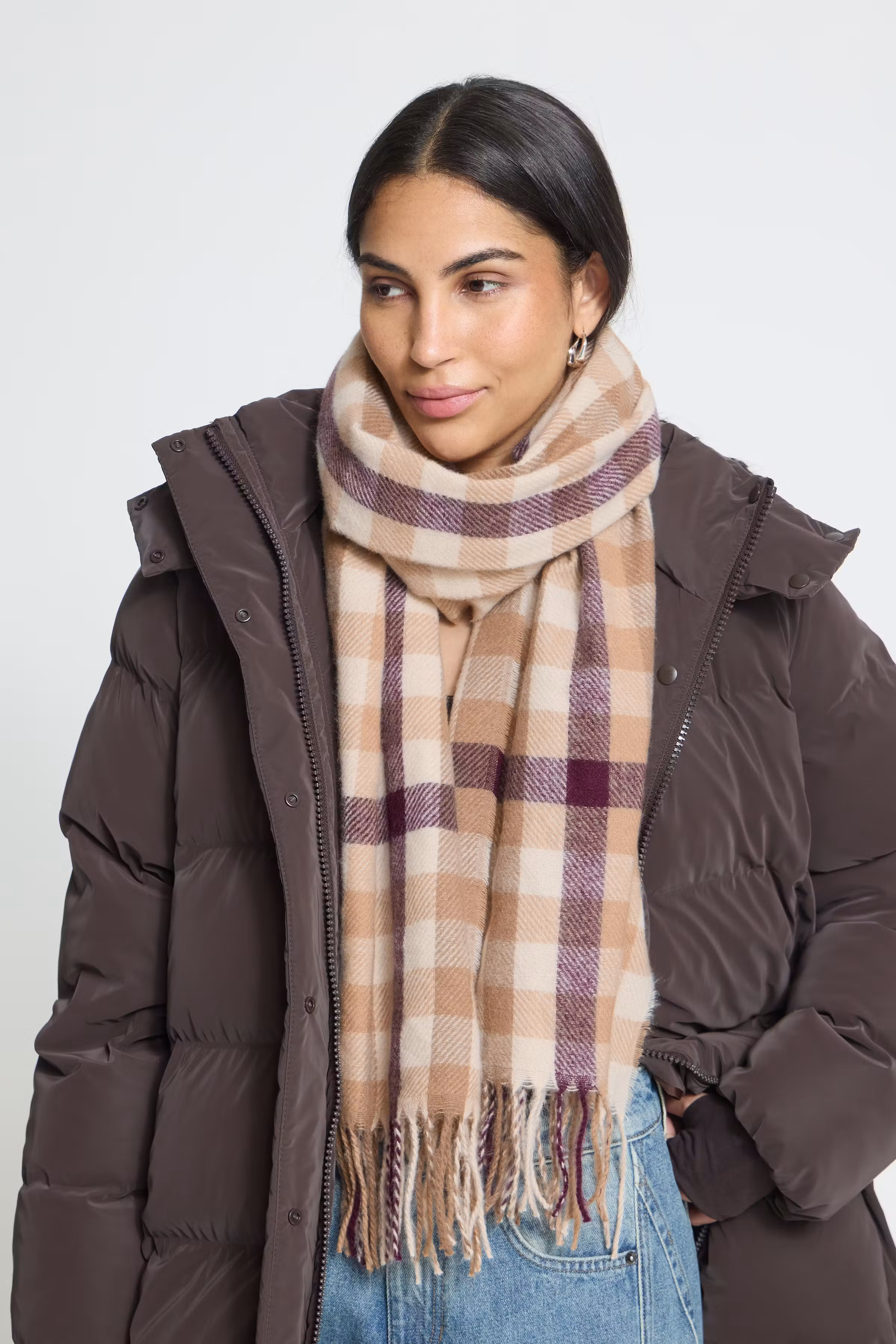 IAVILJA Skjerf LOOKBOOK DETAIL 20126642-181029