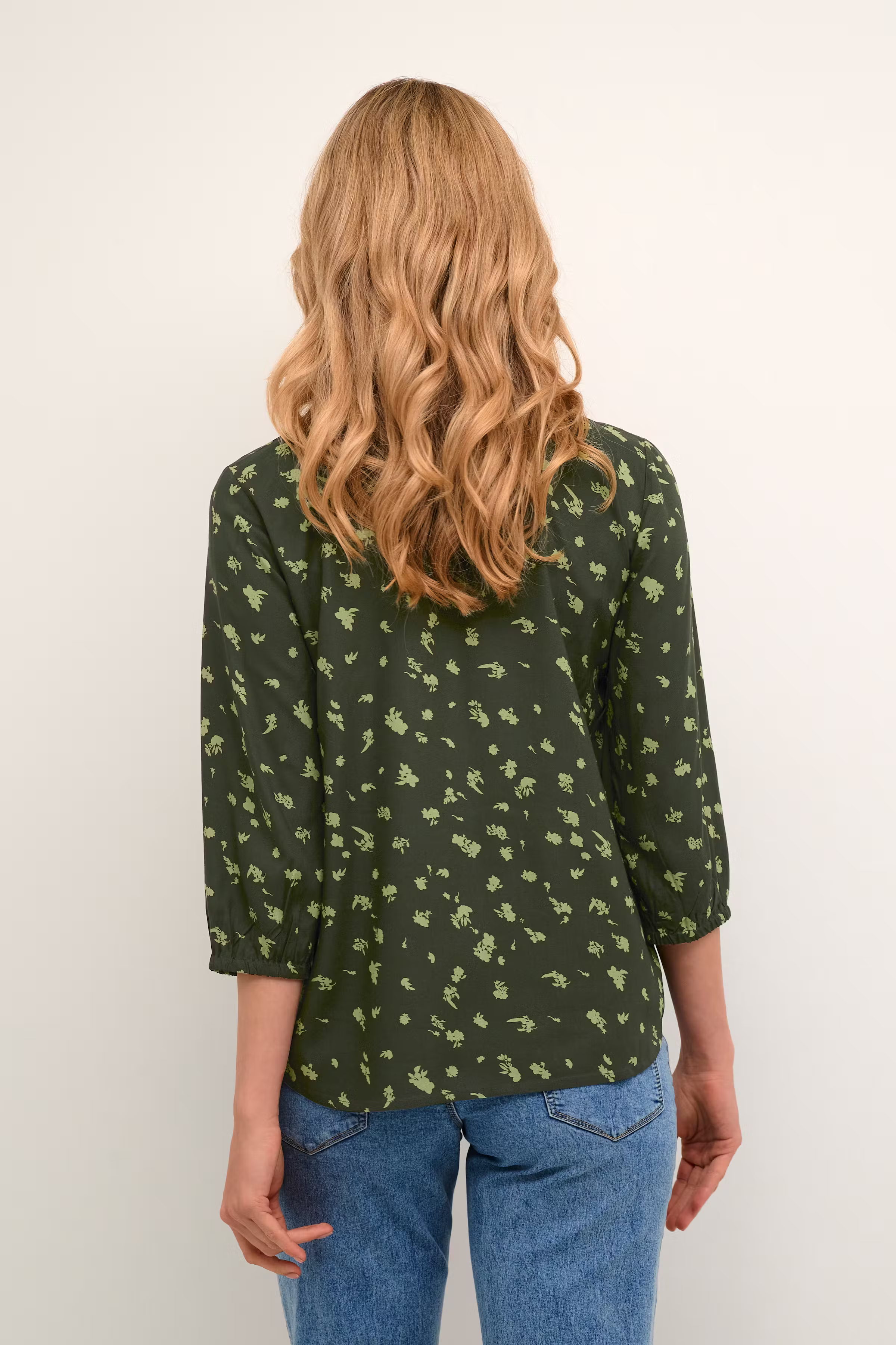 BPpolina Bluse LOOKBOOK BACK 10590522-104979B