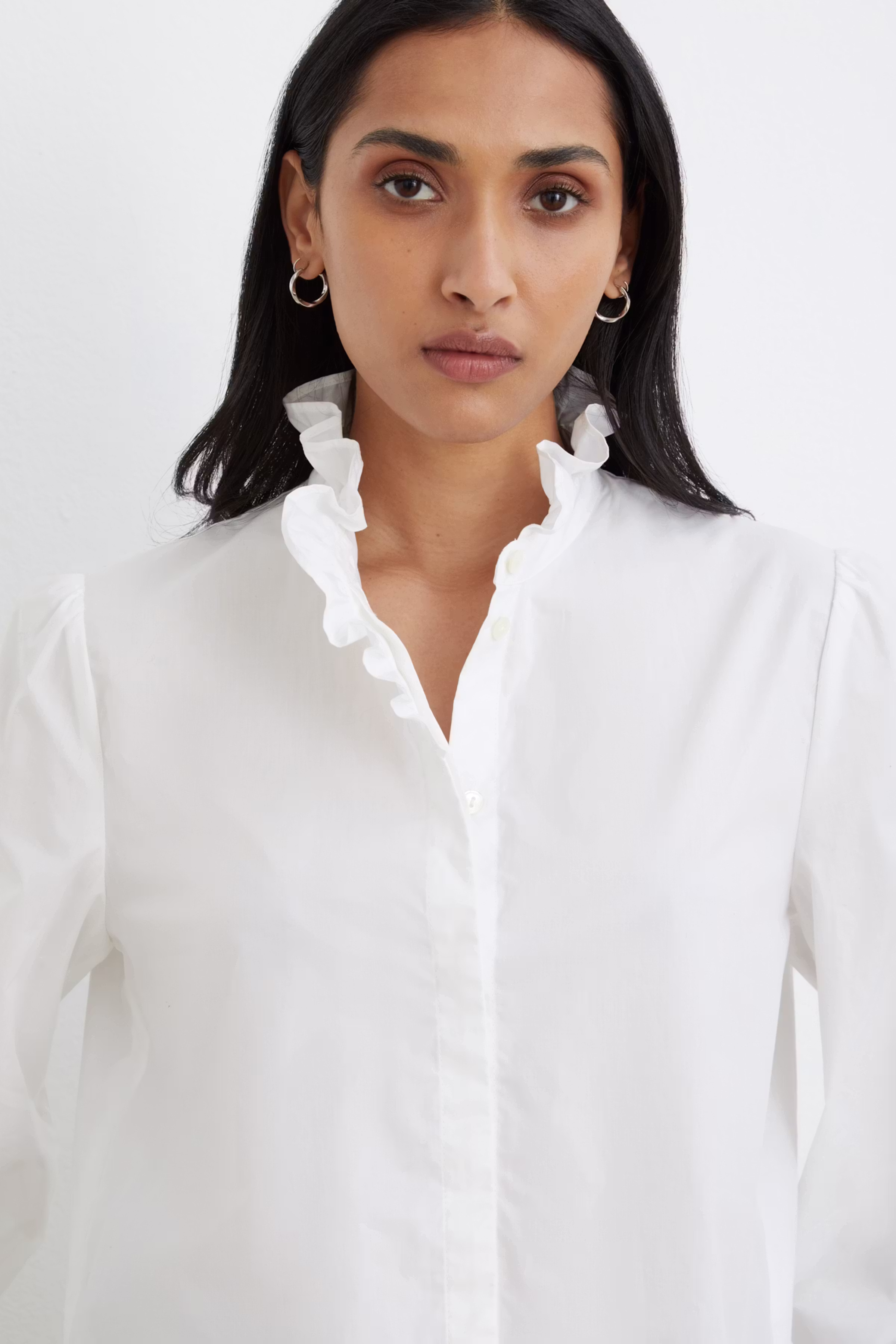 IOESTELLE Bluse LOOKBOOK FRONT 30600269-WH001