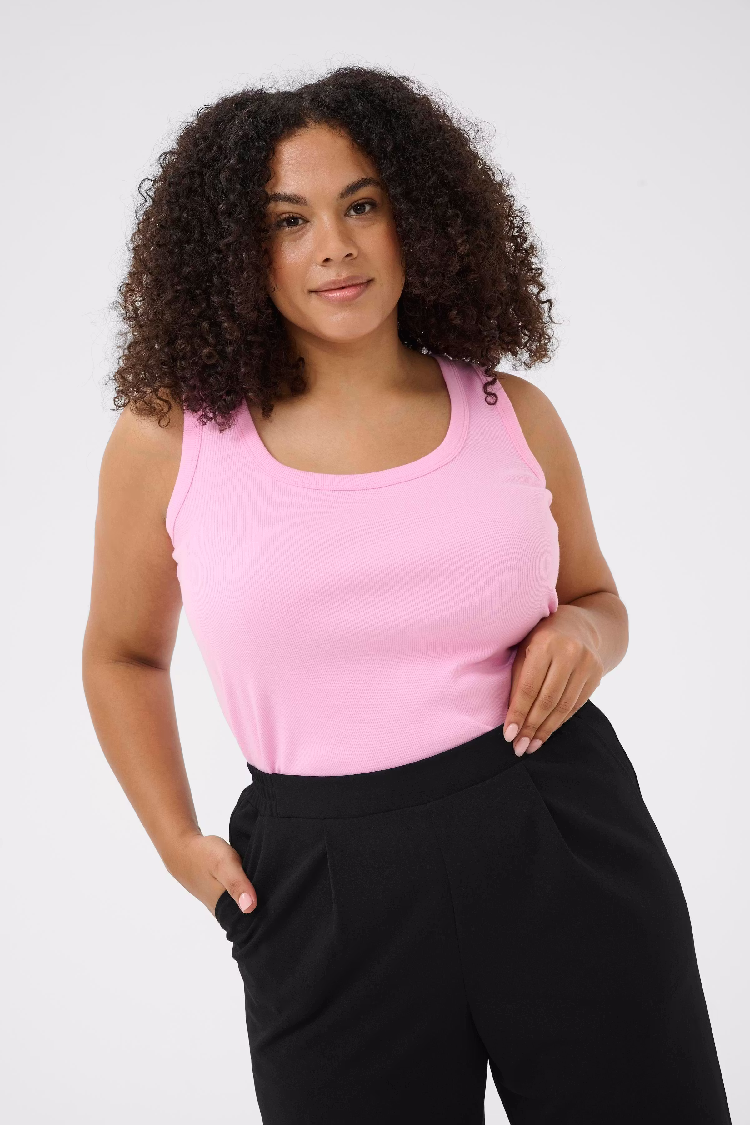 KCpheolo Byxor LOOKBOOK BACK 10584096-100121